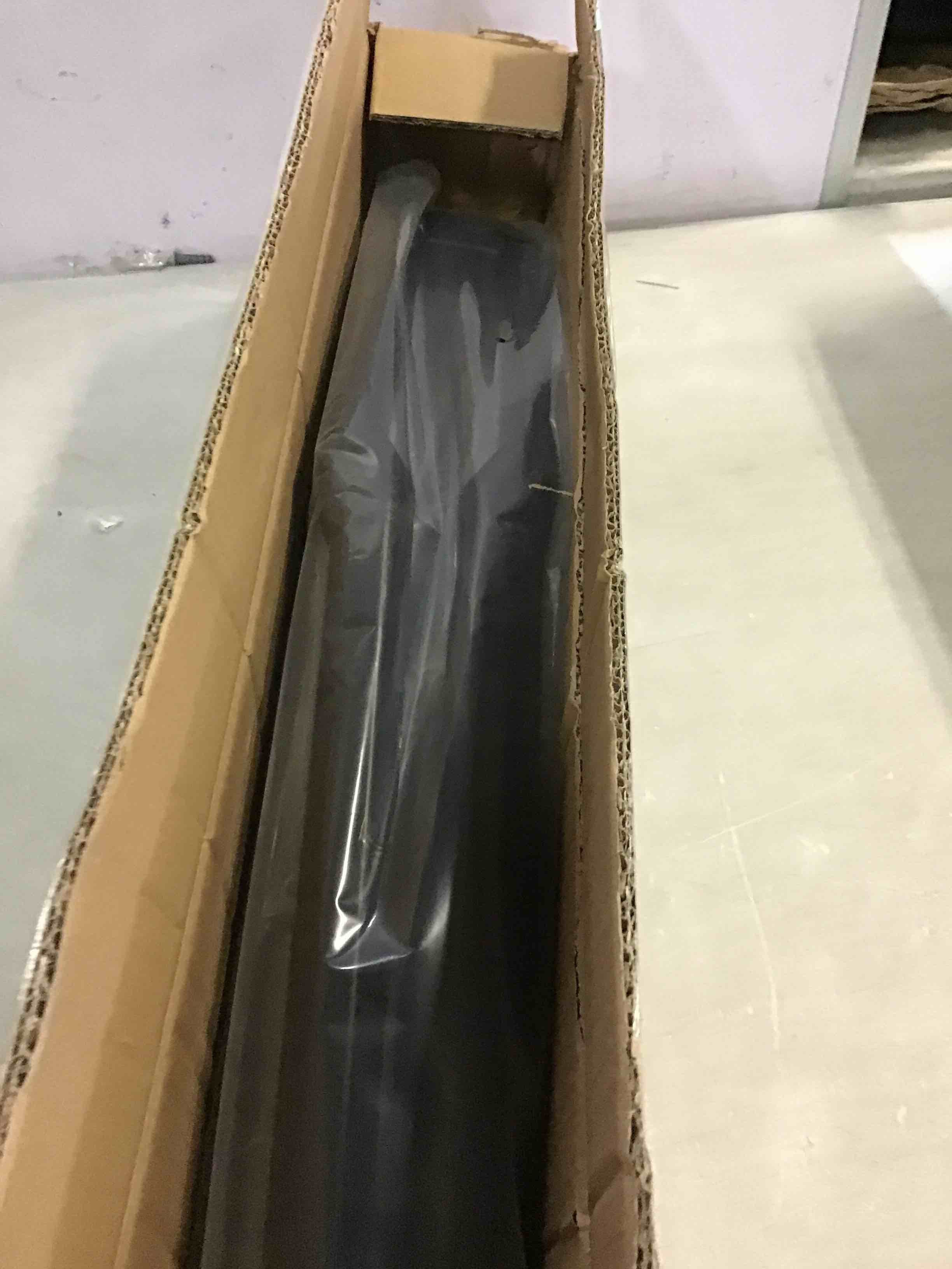 https://s3.amazonaws.com/lotting-images-prod/bidfta/YEL5516479_1699305423166.jpeg