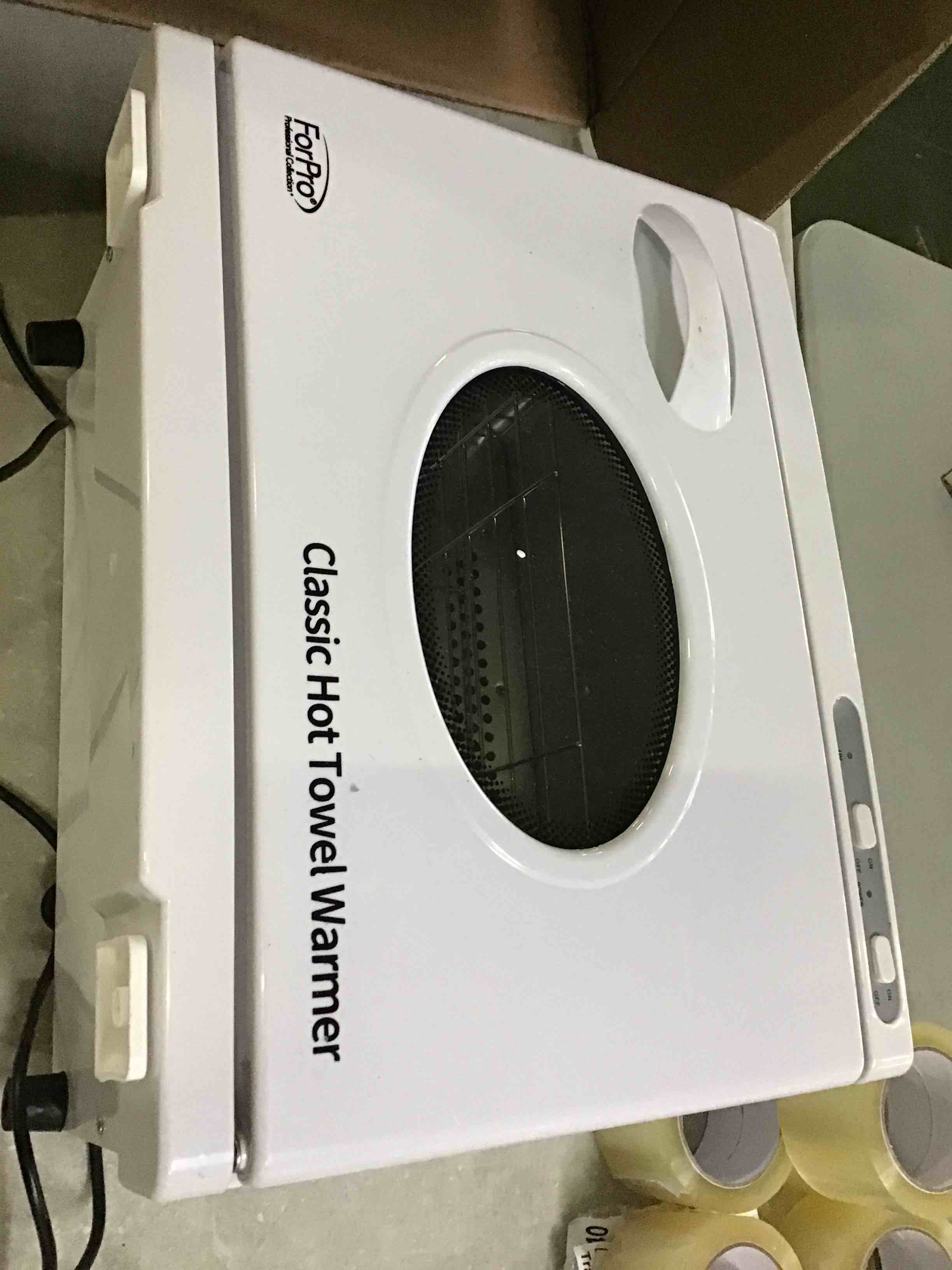 https://s3.amazonaws.com/lotting-images-prod/bidfta/YEL5516980_1699562151417.jpeg