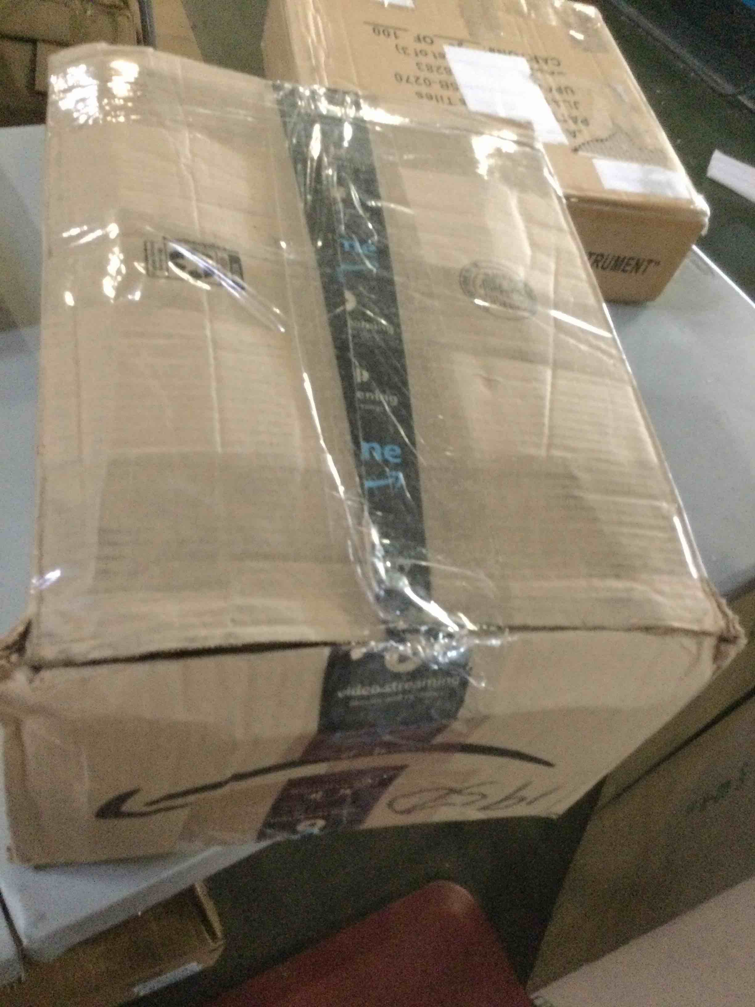 https://s3.amazonaws.com/lotting-images-prod/bidfta/YEL5517005_1699881356644.jpeg