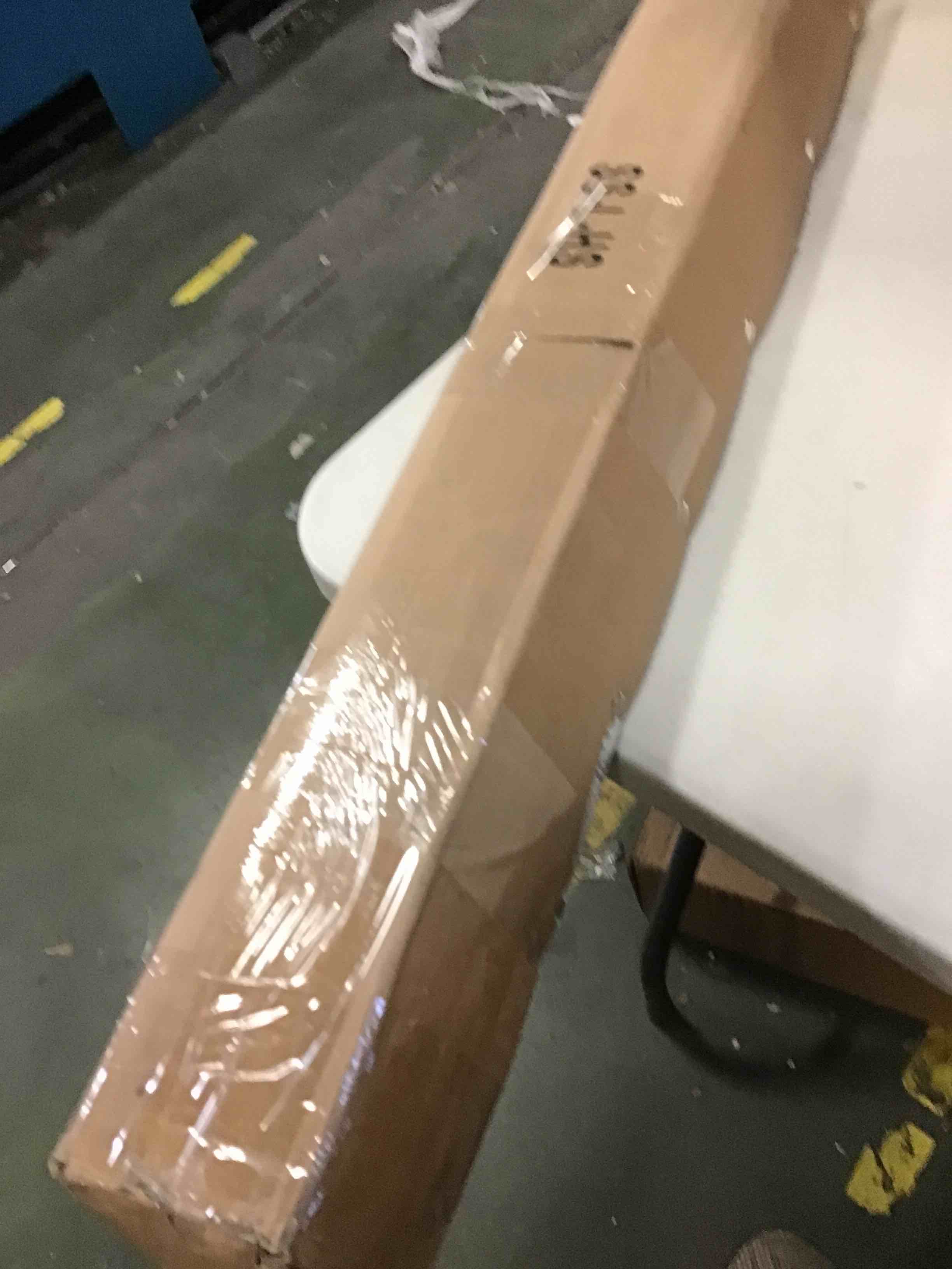 https://s3.amazonaws.com/lotting-images-prod/bidfta/YEL5517413_1700054100054.jpeg