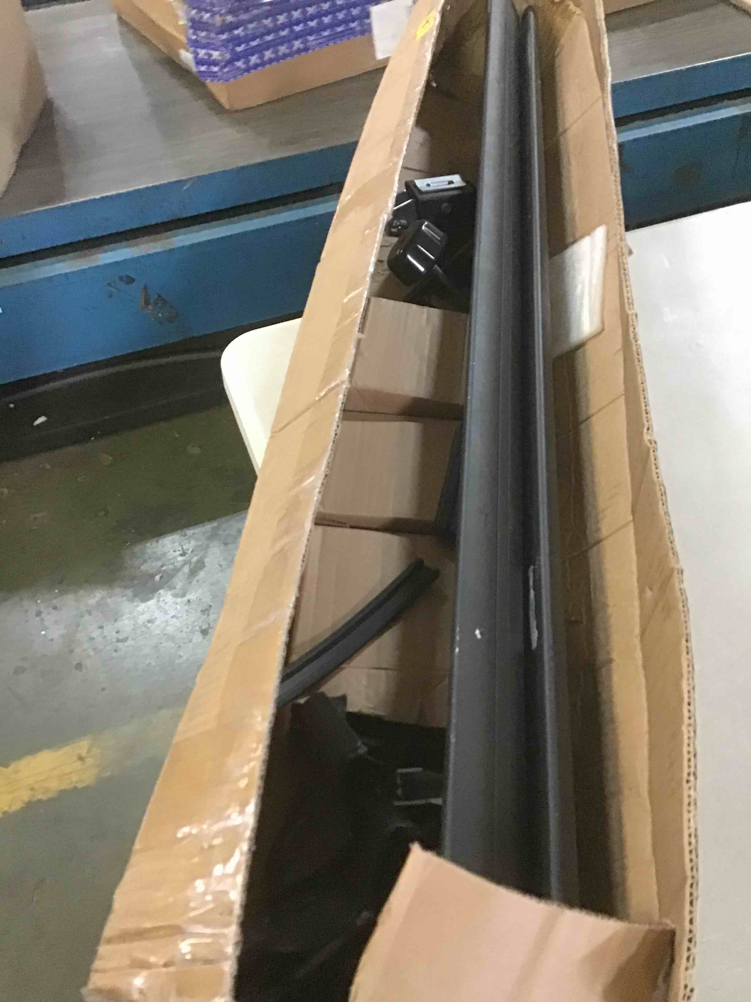 https://s3.amazonaws.com/lotting-images-prod/bidfta/YEL5517448_1698864728945.jpeg