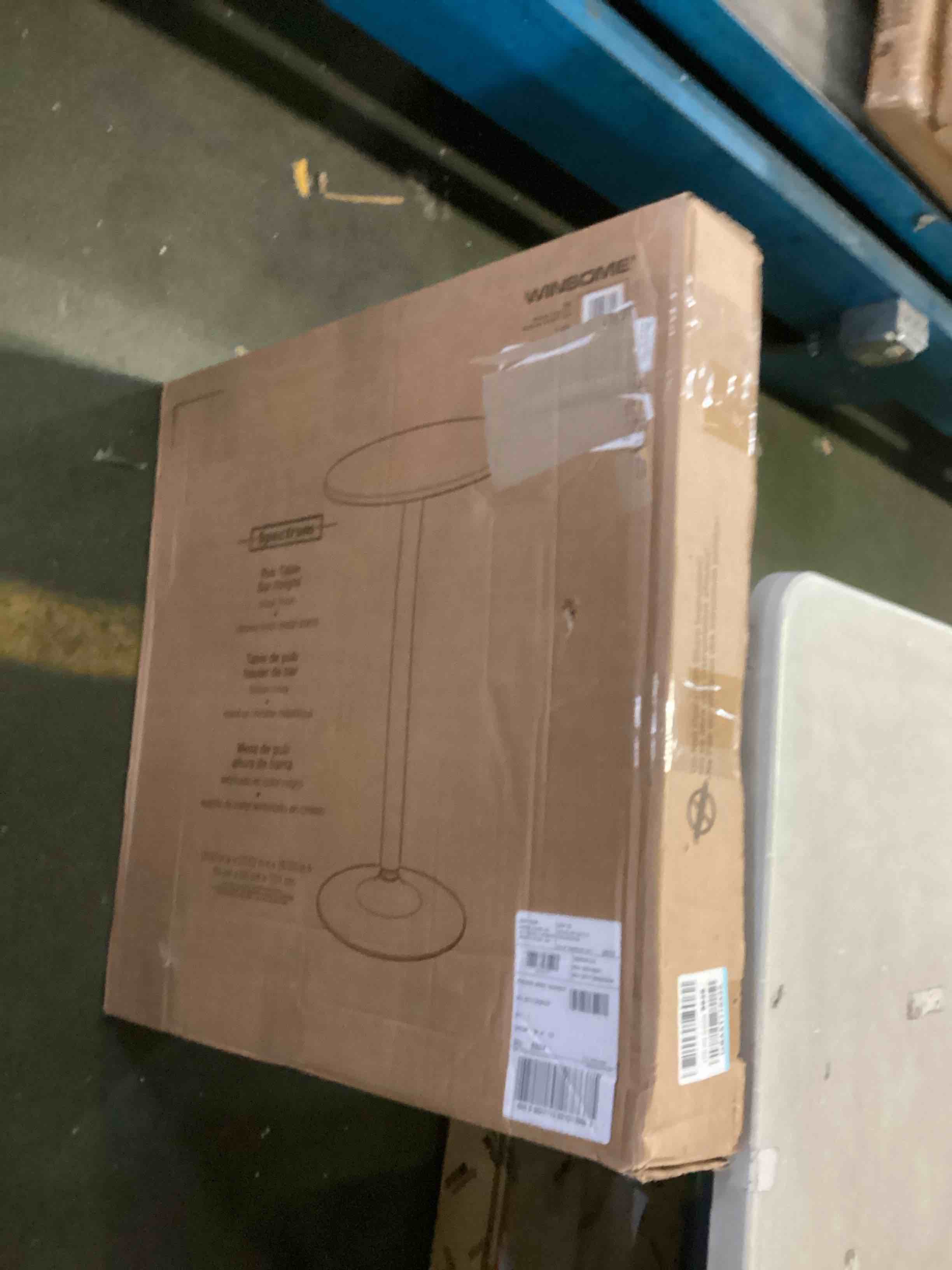https://s3.amazonaws.com/lotting-images-prod/bidfta/YEL5518015_1699288119774.jpeg