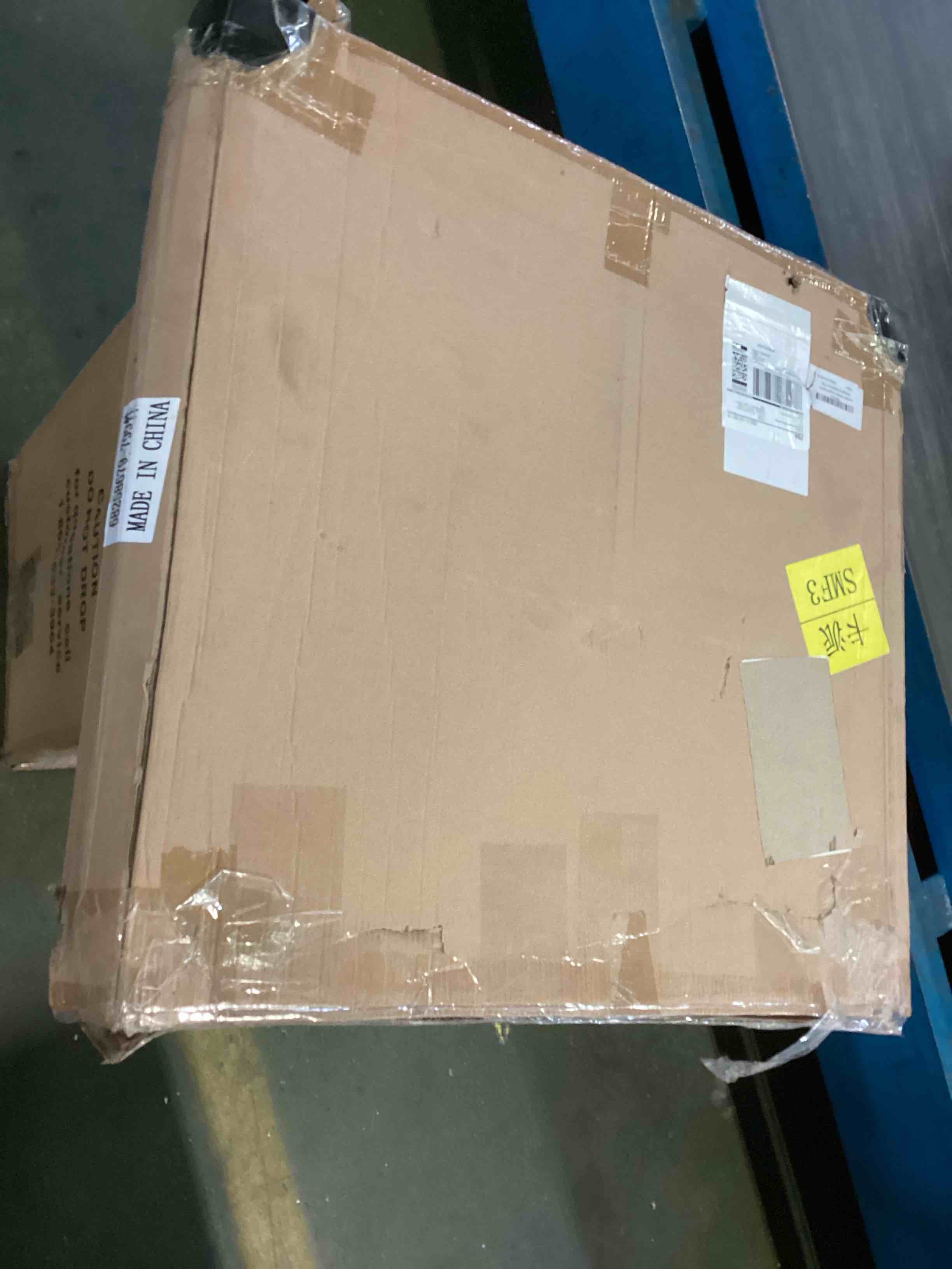 https://s3.amazonaws.com/lotting-images-prod/bidfta/YEL5518067_1699298747441.jpeg