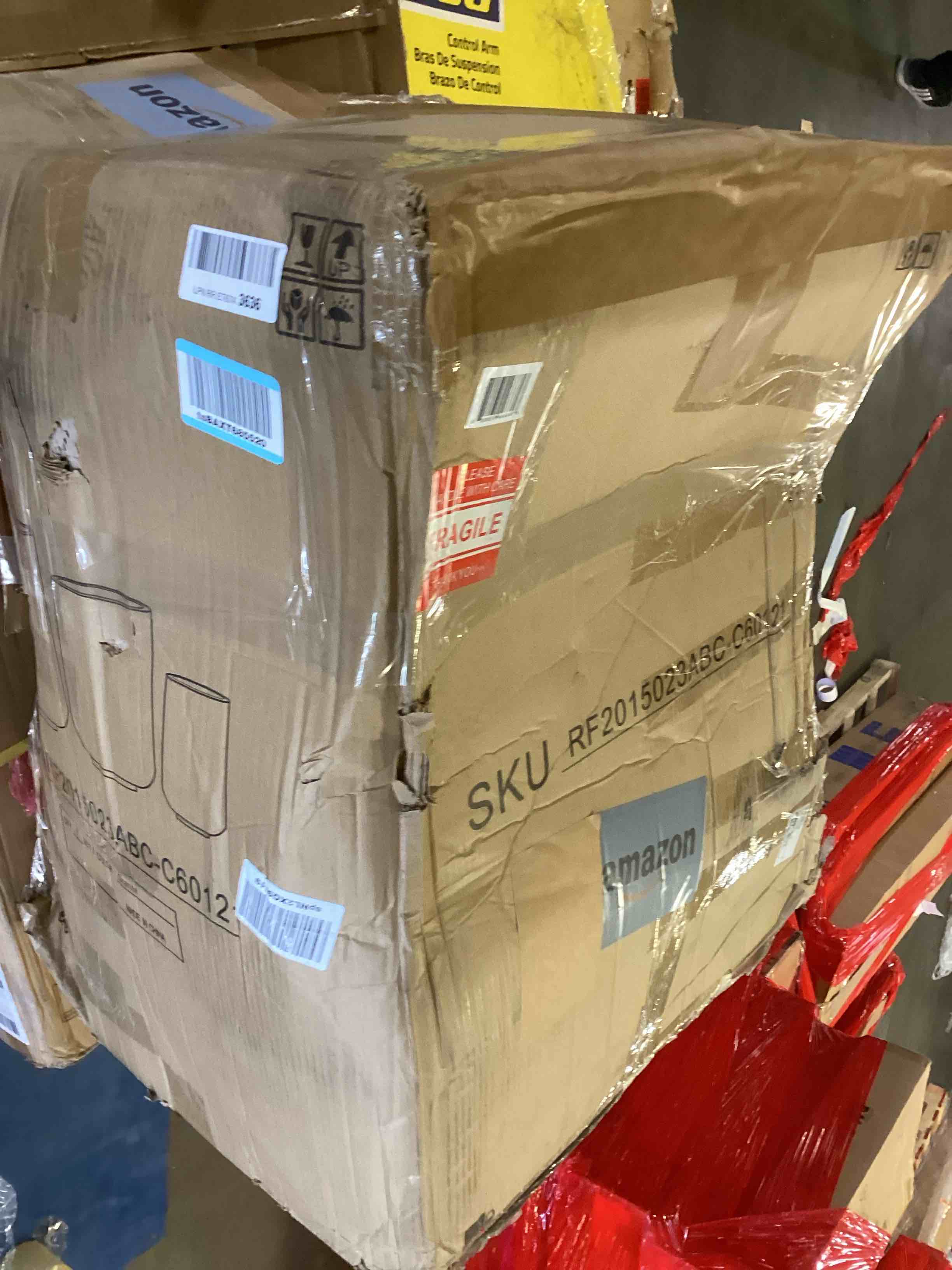 https://s3.amazonaws.com/lotting-images-prod/bidfta/YEL5518432_1699462920254.jpeg