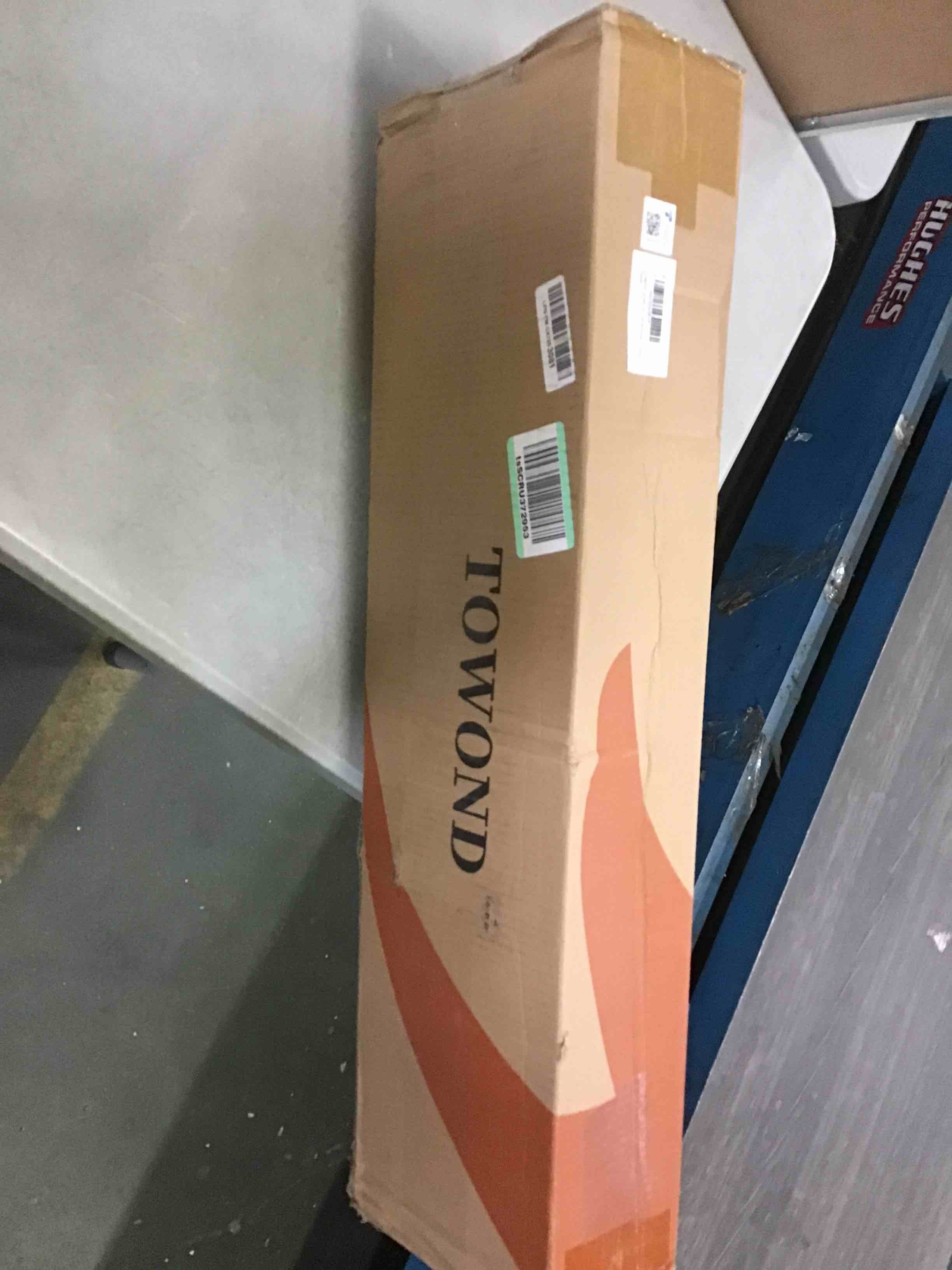 https://s3.amazonaws.com/lotting-images-prod/bidfta/YEL5518600_1699545165298.jpeg