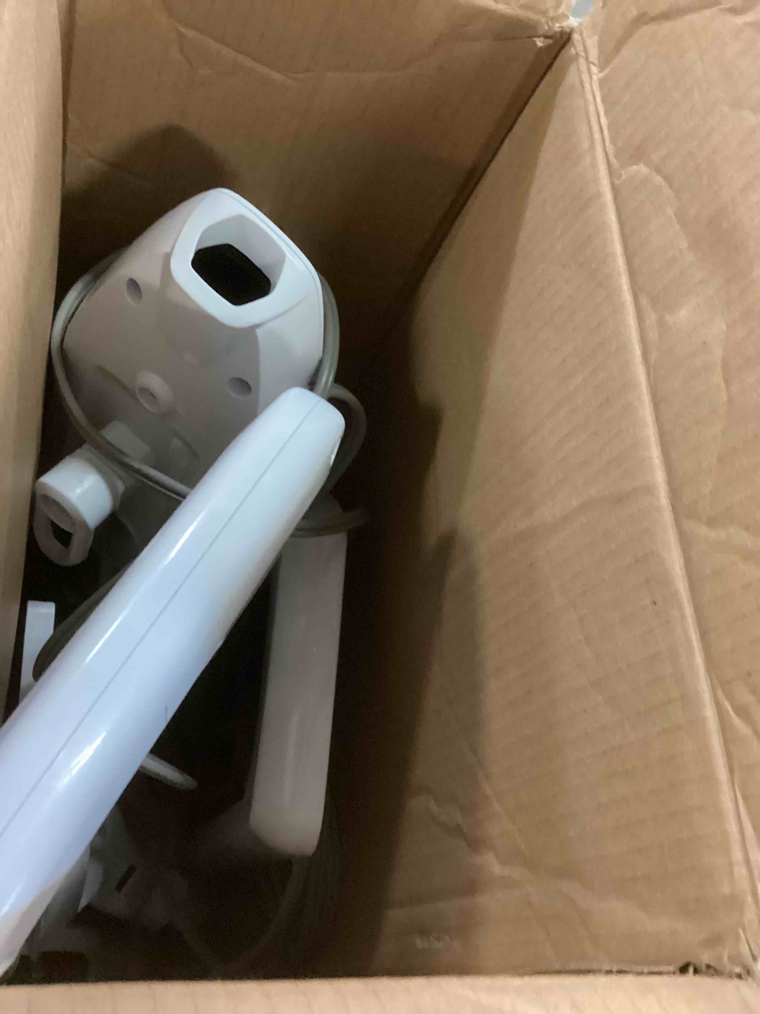 https://s3.amazonaws.com/lotting-images-prod/bidfta/YEL5518760_1699630399117.jpeg