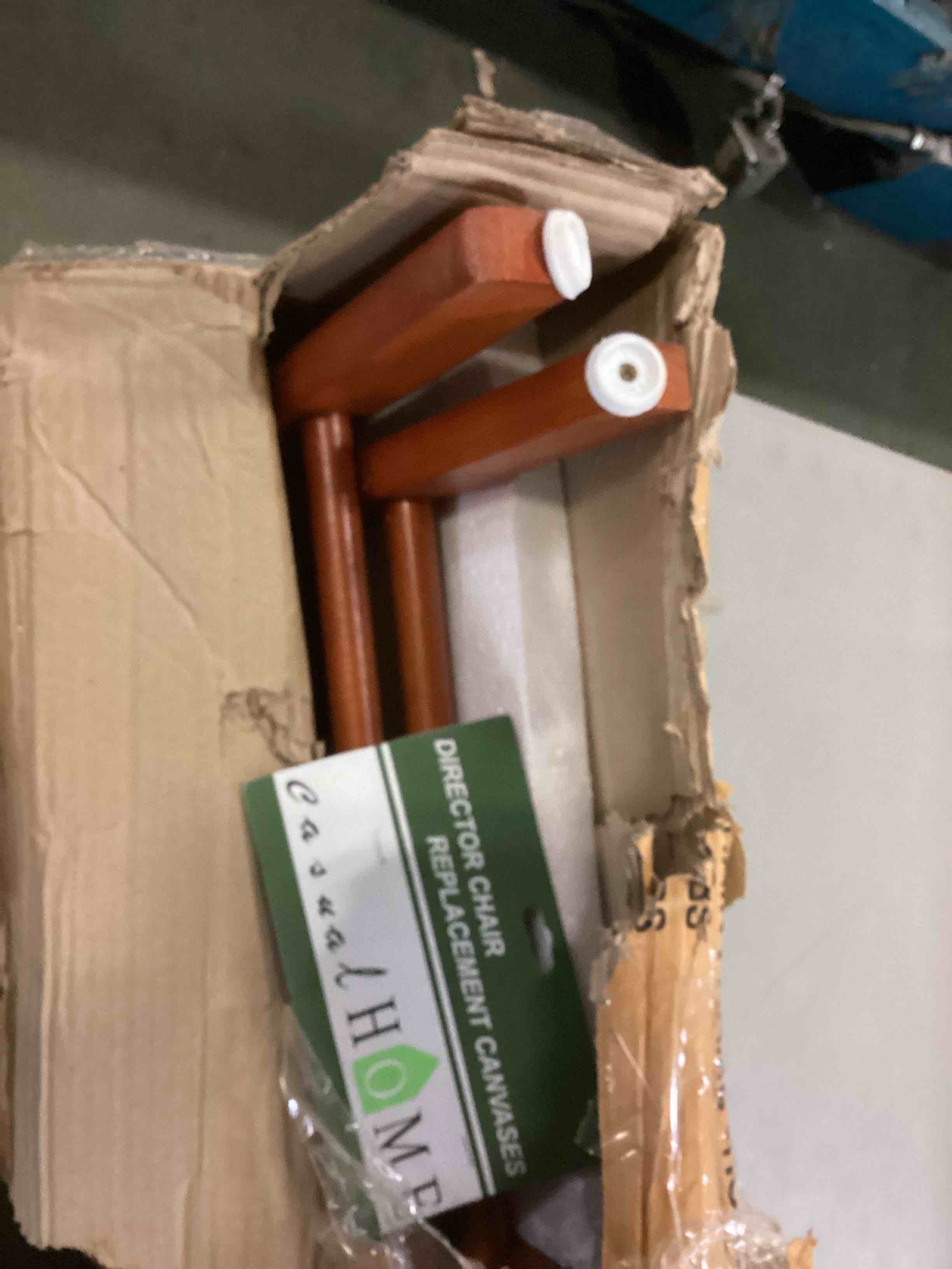 https://s3.amazonaws.com/lotting-images-prod/bidfta/YEL5518906_1699650748311.jpeg