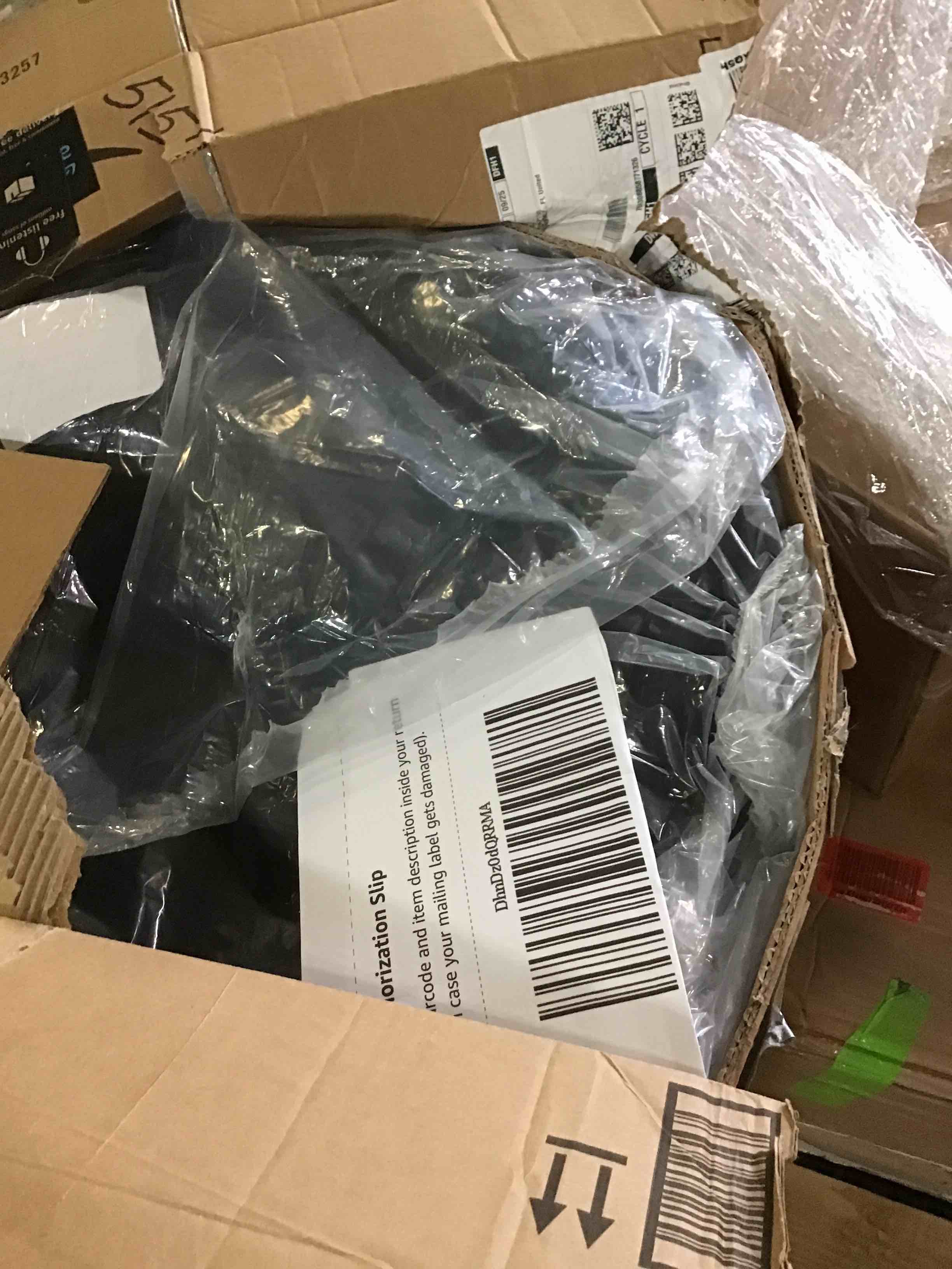 https://s3.amazonaws.com/lotting-images-prod/bidfta/YEL5519330_1699297741149.jpeg