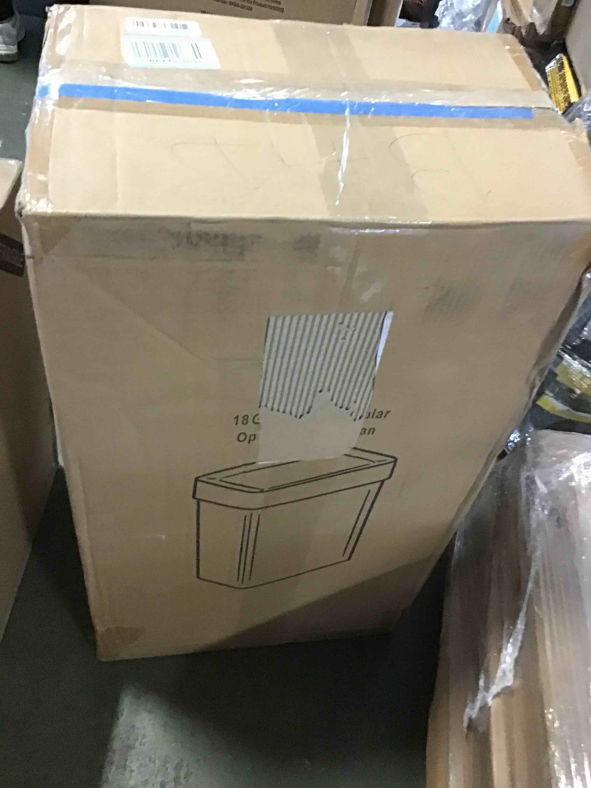 https://s3.amazonaws.com/lotting-images-prod/bidfta/YEL5520186_1699899237501.jpeg