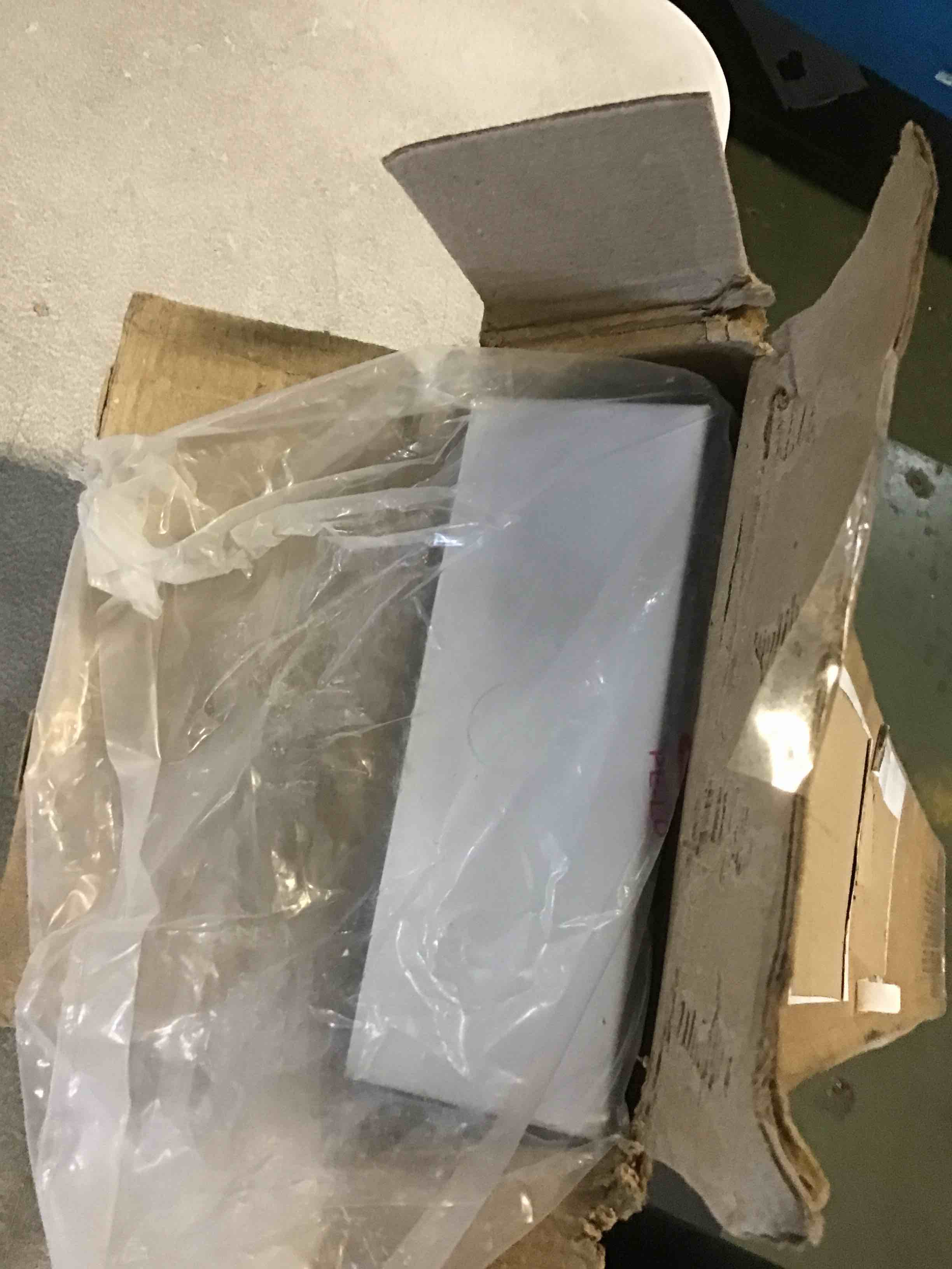 https://s3.amazonaws.com/lotting-images-prod/bidfta/YEL5524096_1698859774671.jpeg
