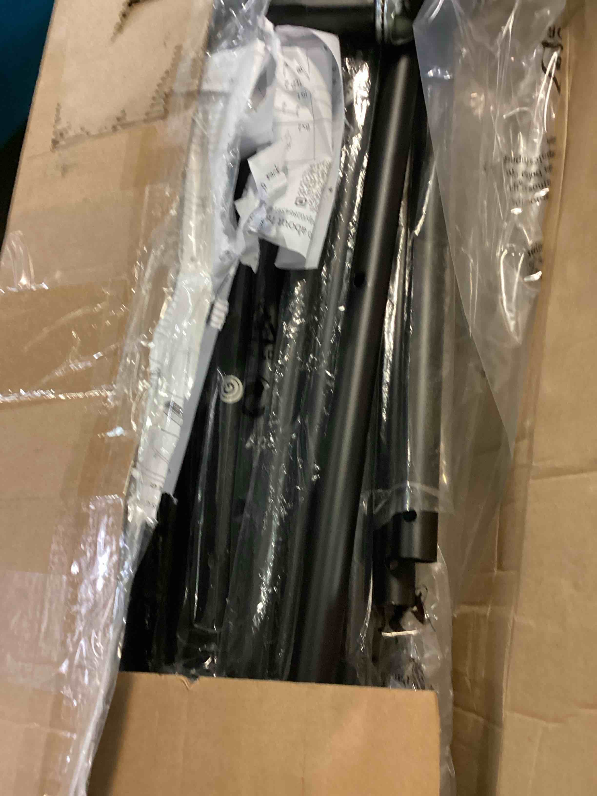 https://s3.amazonaws.com/lotting-images-prod/bidfta/YEL5524280_1698950412518.jpeg