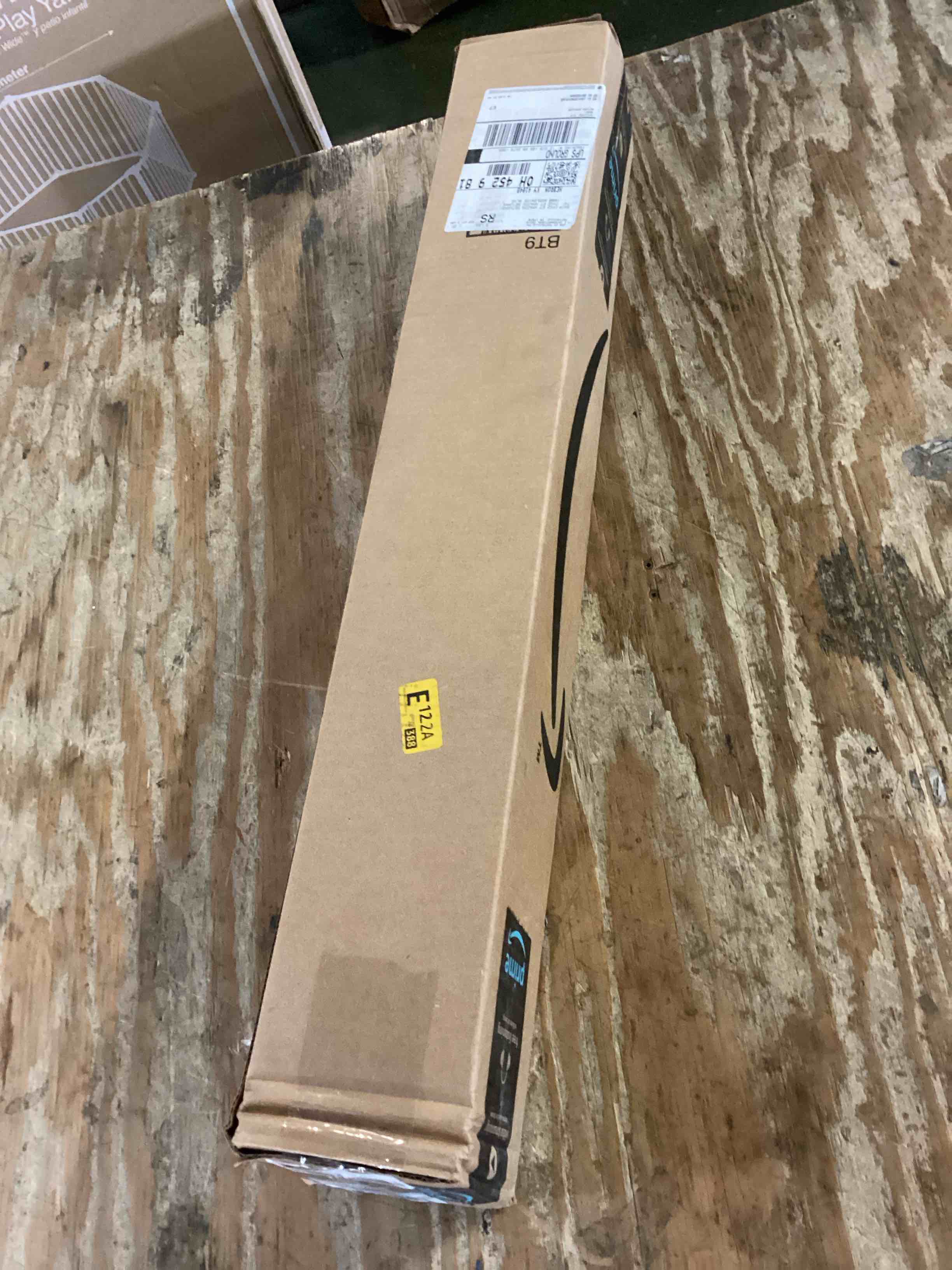 https://s3.amazonaws.com/lotting-images-prod/bidfta/YEL5524366_1699018195389.jpeg