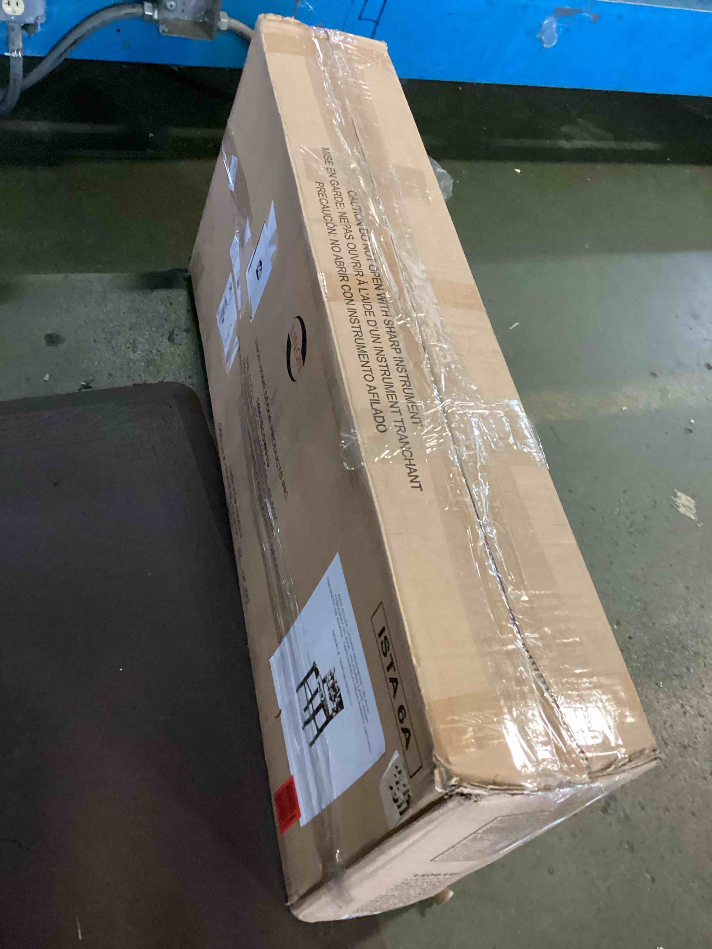 https://s3.amazonaws.com/lotting-images-prod/bidfta/YEL5524797_1699562326850.jpeg