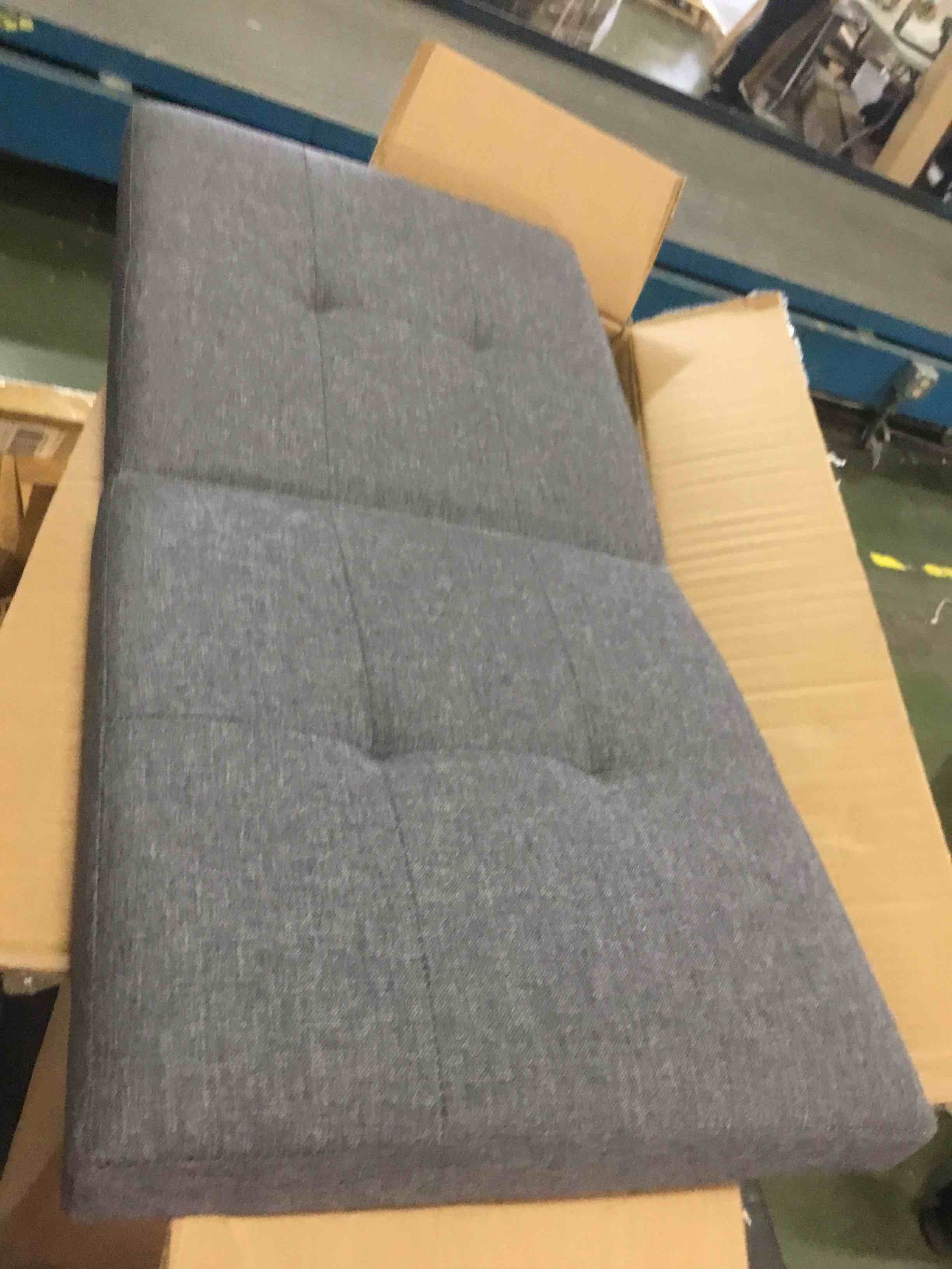 https://s3.amazonaws.com/lotting-images-prod/bidfta/YEL5525134_1698935206129.jpeg