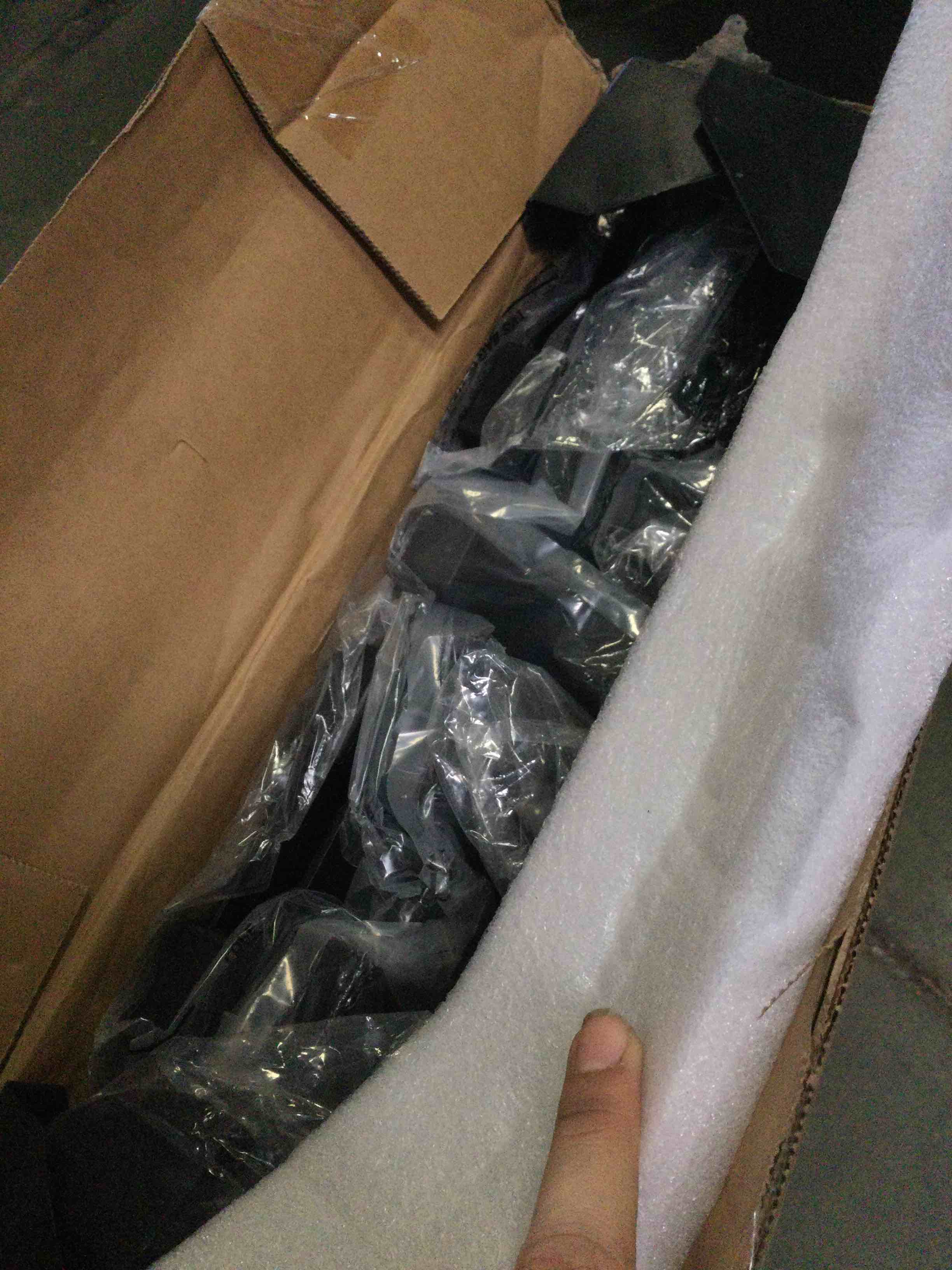 https://s3.amazonaws.com/lotting-images-prod/bidfta/YEL5525495_1699374902510.jpeg