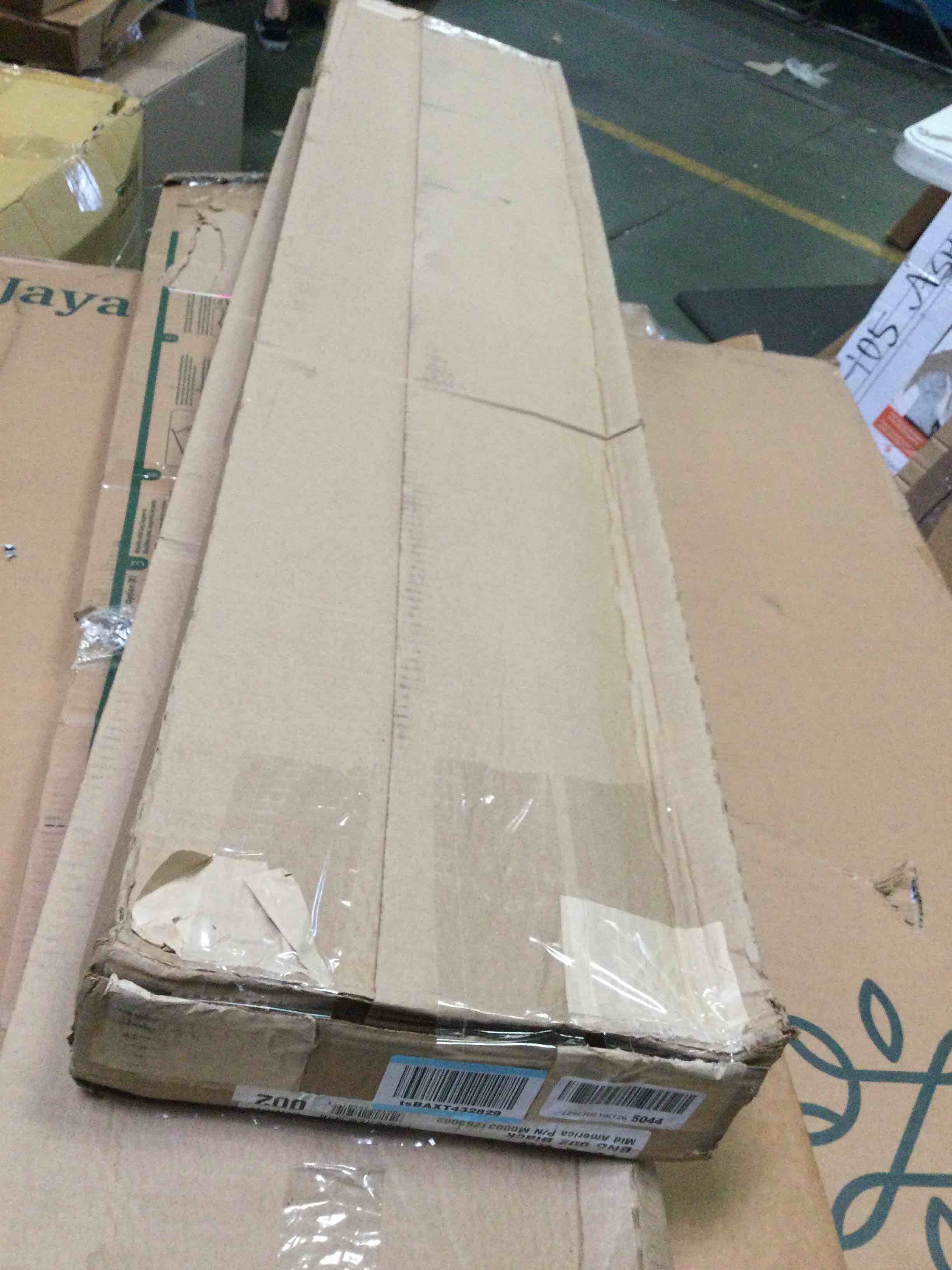 https://s3.amazonaws.com/lotting-images-prod/bidfta/YEL5525505_1699376342627.jpeg