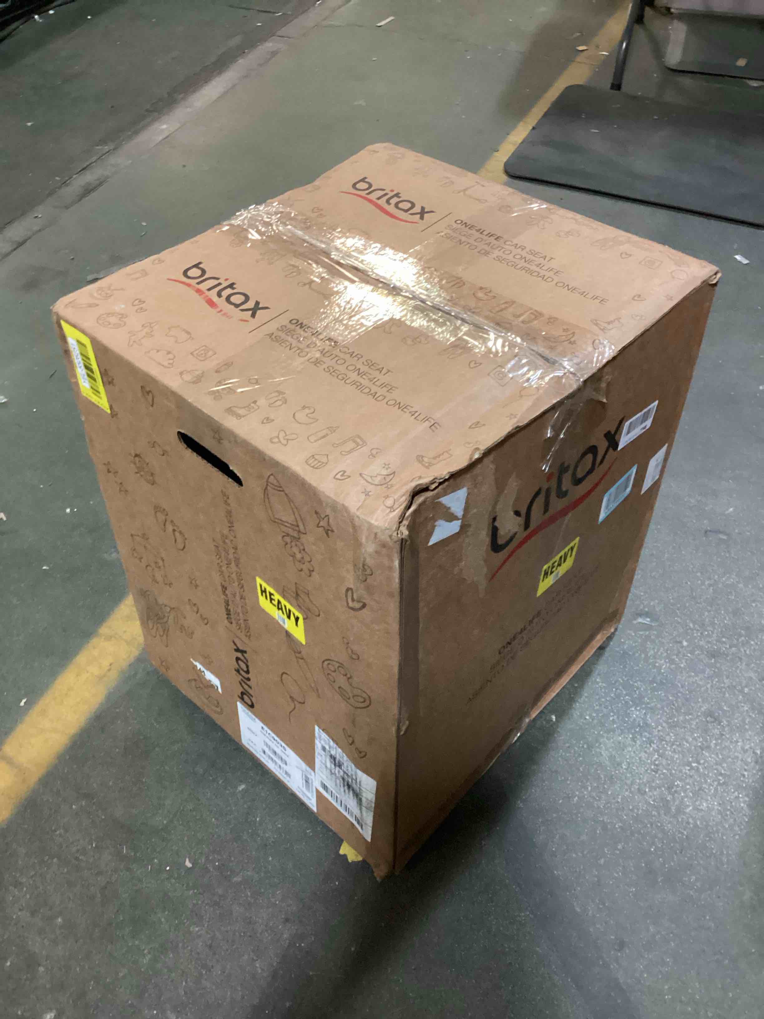 https://s3.amazonaws.com/lotting-images-prod/bidfta/YEL5526251_1700506442335.jpeg