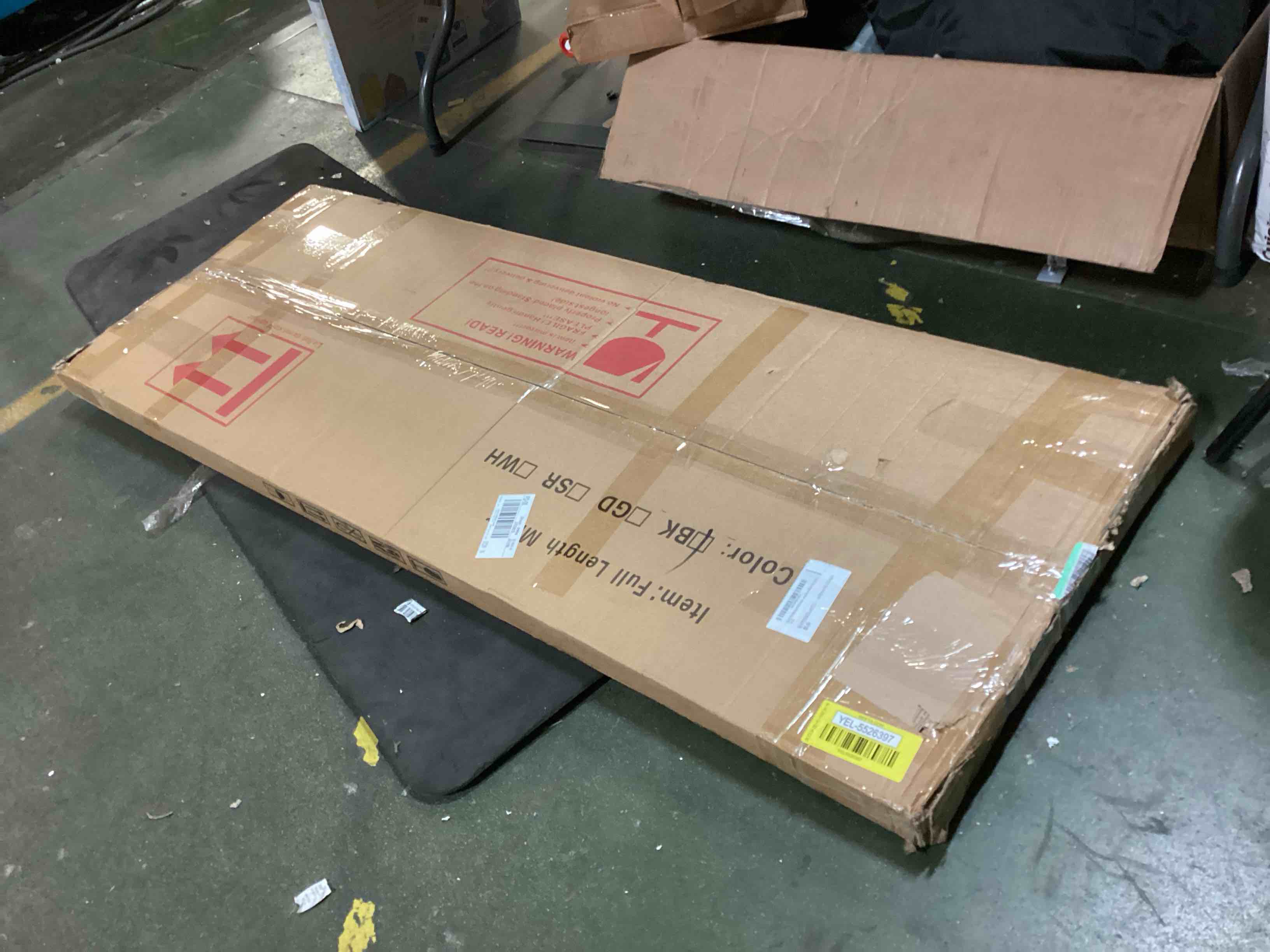 https://s3.amazonaws.com/lotting-images-prod/bidfta/YEL5526397_1700596262841.jpeg