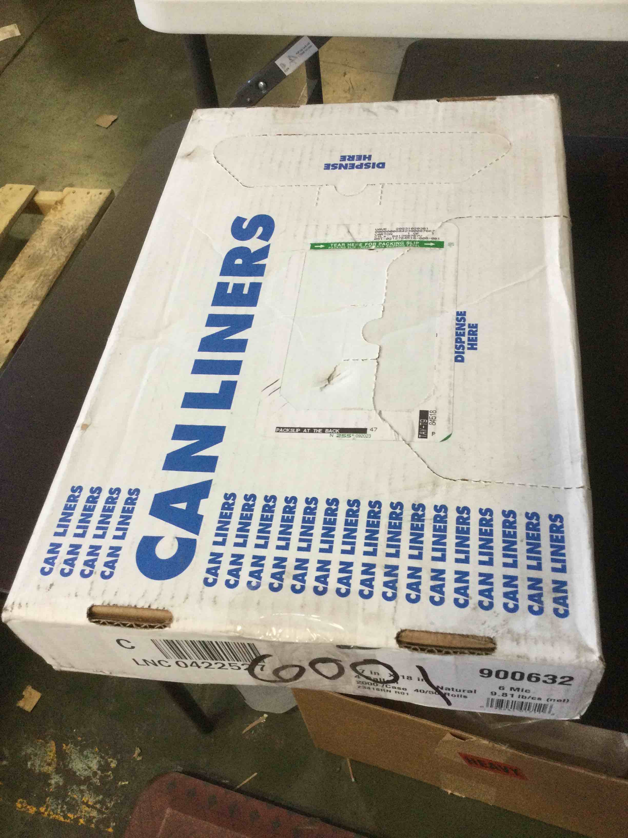 https://s3.amazonaws.com/lotting-images-prod/bidfta/YEL5528992_1700165429029.jpeg
