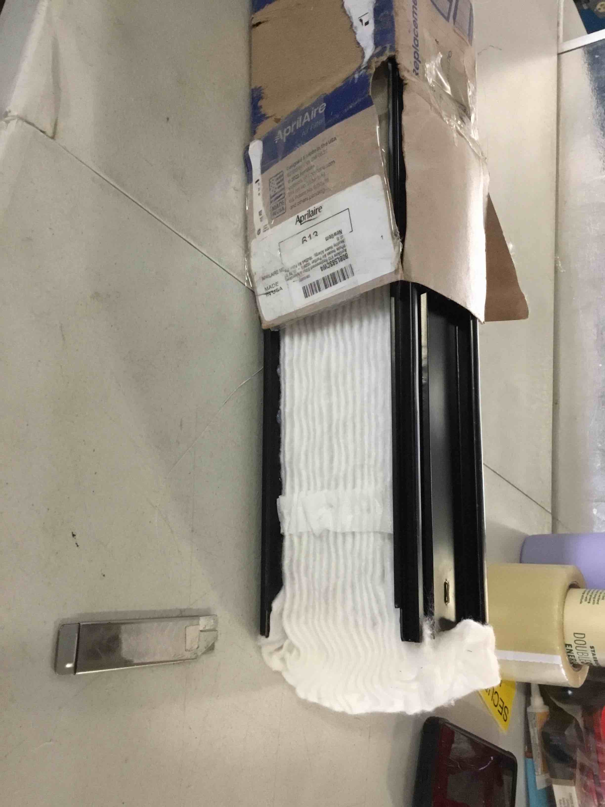 https://s3.amazonaws.com/lotting-images-prod/bidfta/YEL5530962_1695733533437.jpeg