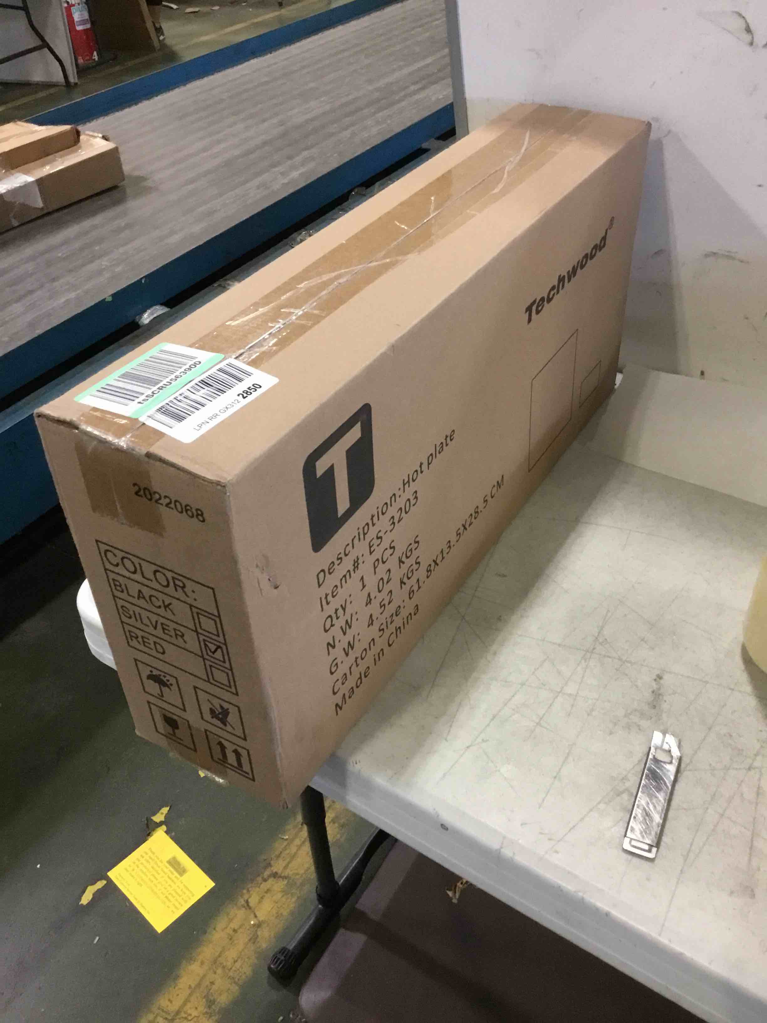 https://s3.amazonaws.com/lotting-images-prod/bidfta/YEL5531542_1696264214252.jpeg