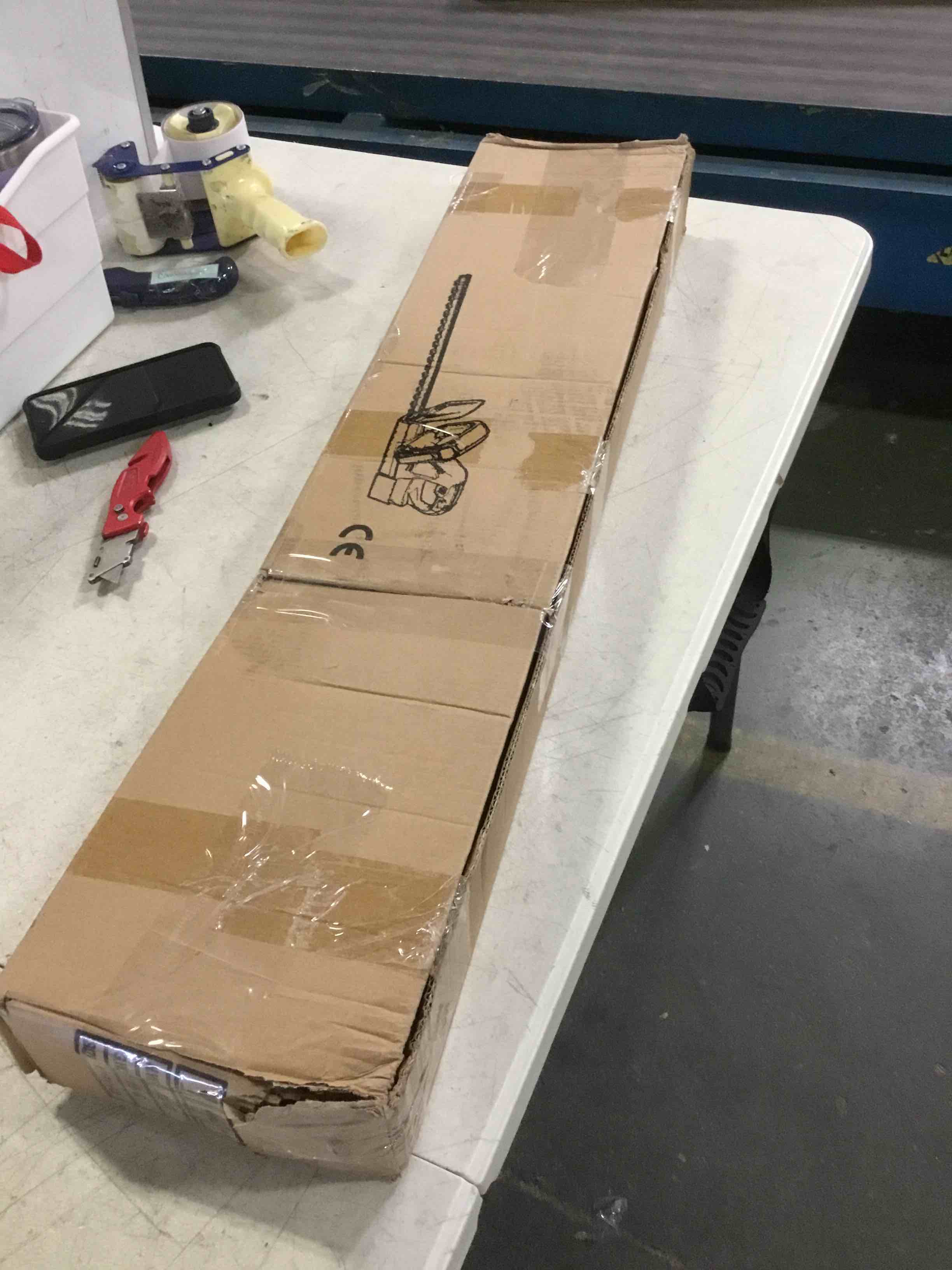 https://s3.amazonaws.com/lotting-images-prod/bidfta/YEL5531698_1696356385307.jpeg