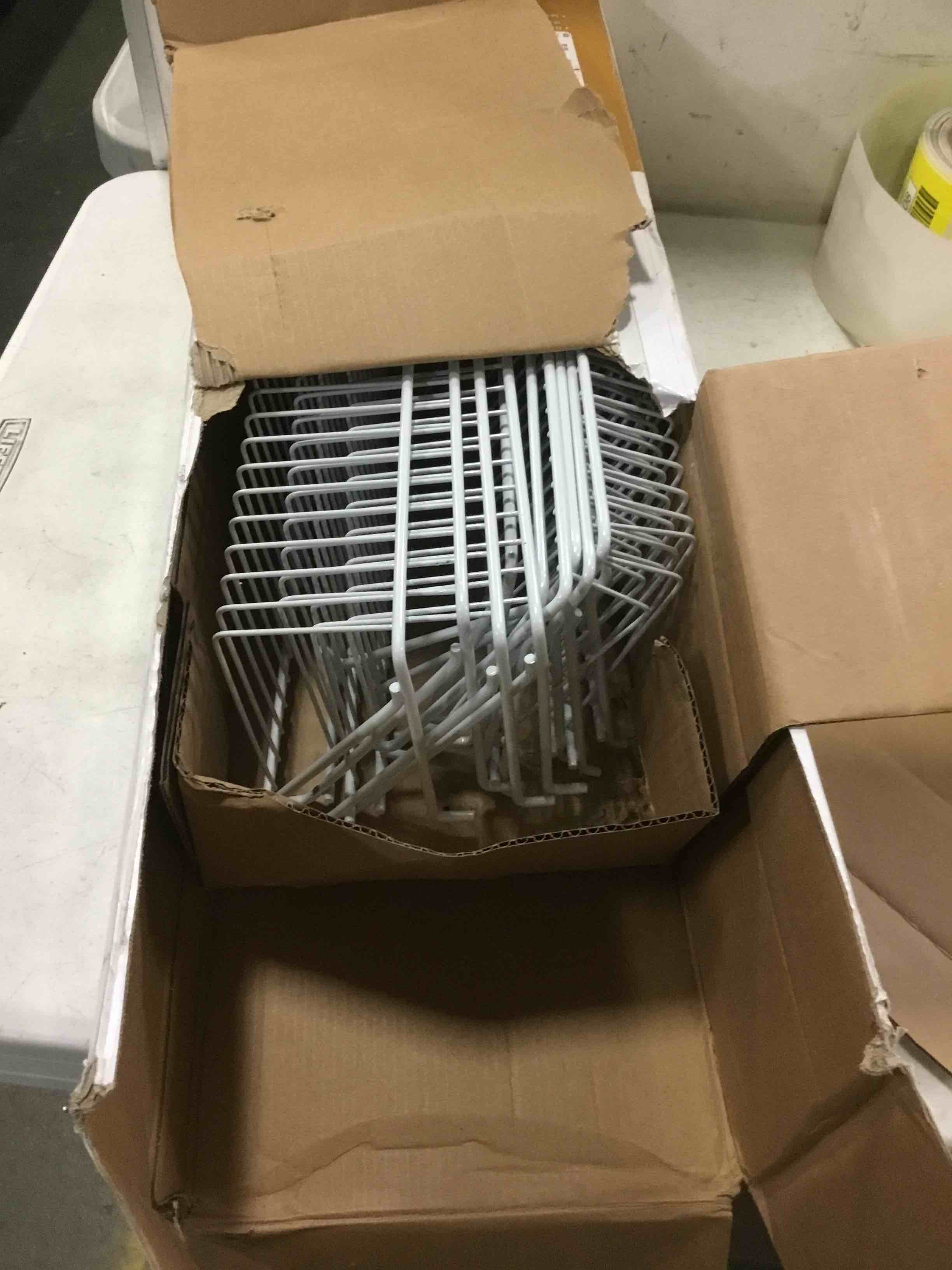 https://s3.amazonaws.com/lotting-images-prod/bidfta/YEL5531902_1696595453727.jpeg