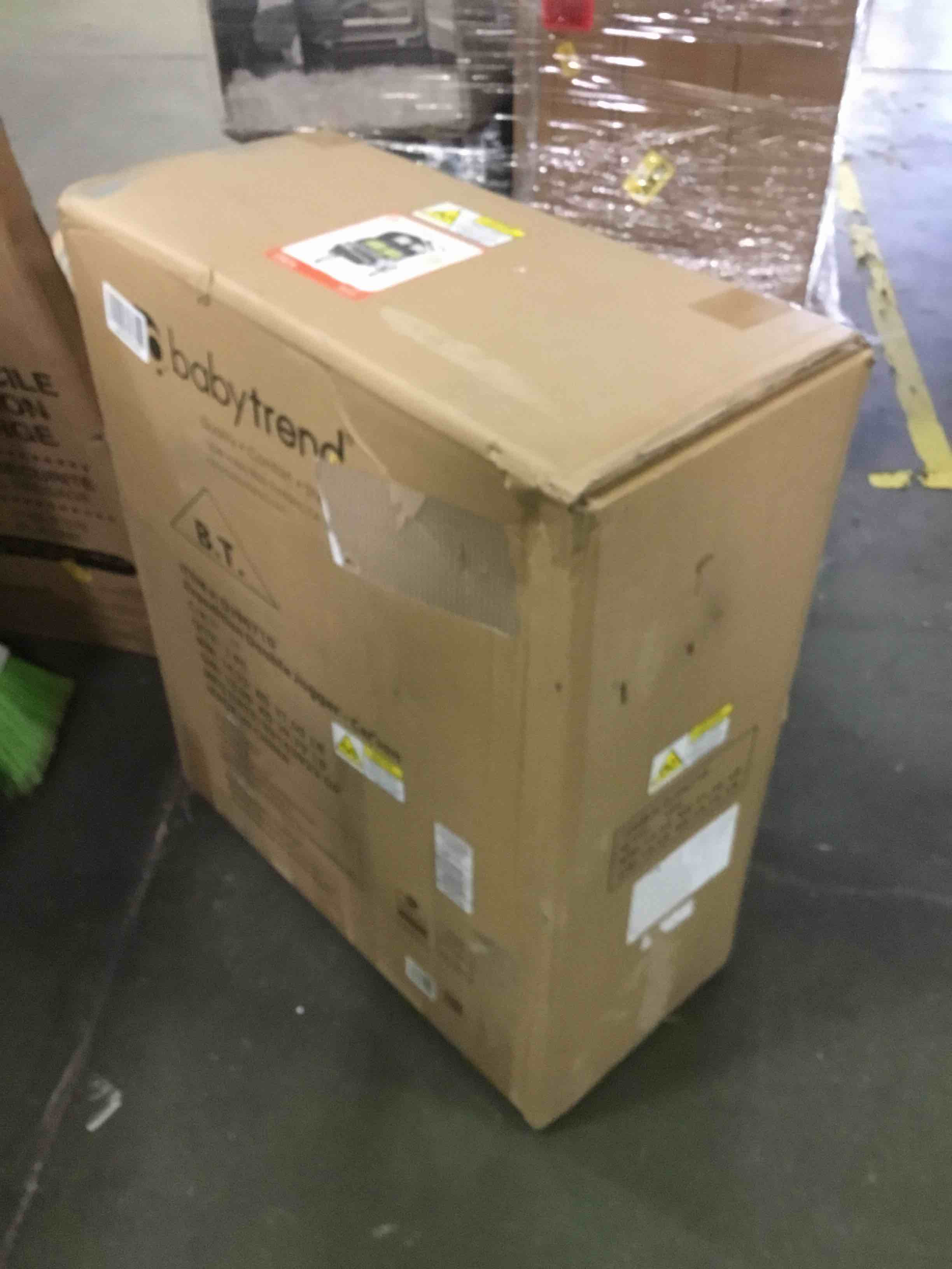 https://s3.amazonaws.com/lotting-images-prod/bidfta/YEL5531948_1696604632070.jpeg
