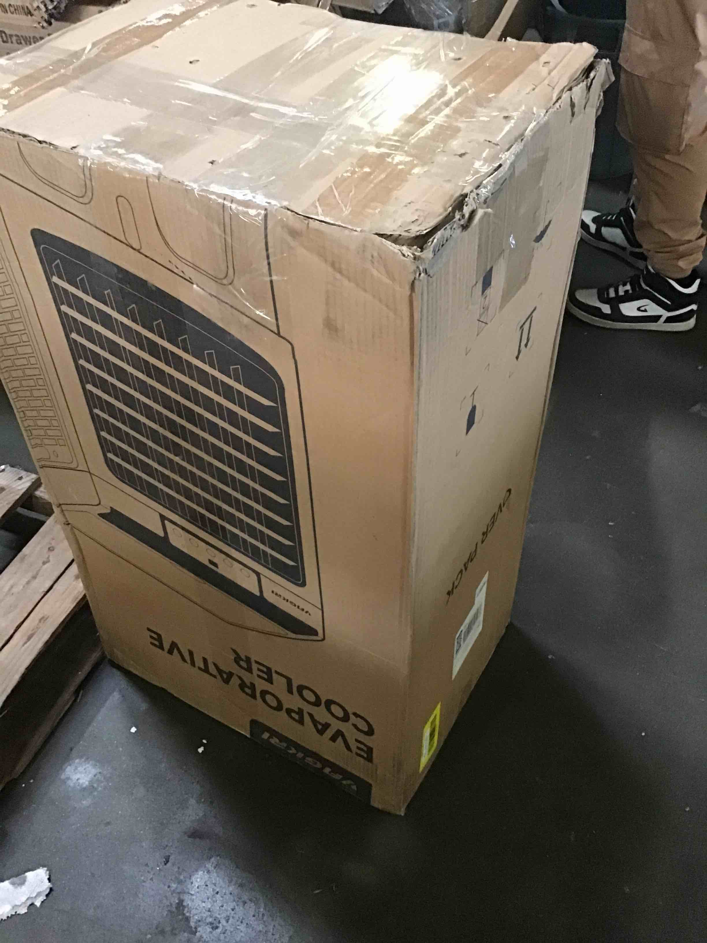 https://s3.amazonaws.com/lotting-images-prod/bidfta/YEL5533071_1696251386113.jpeg