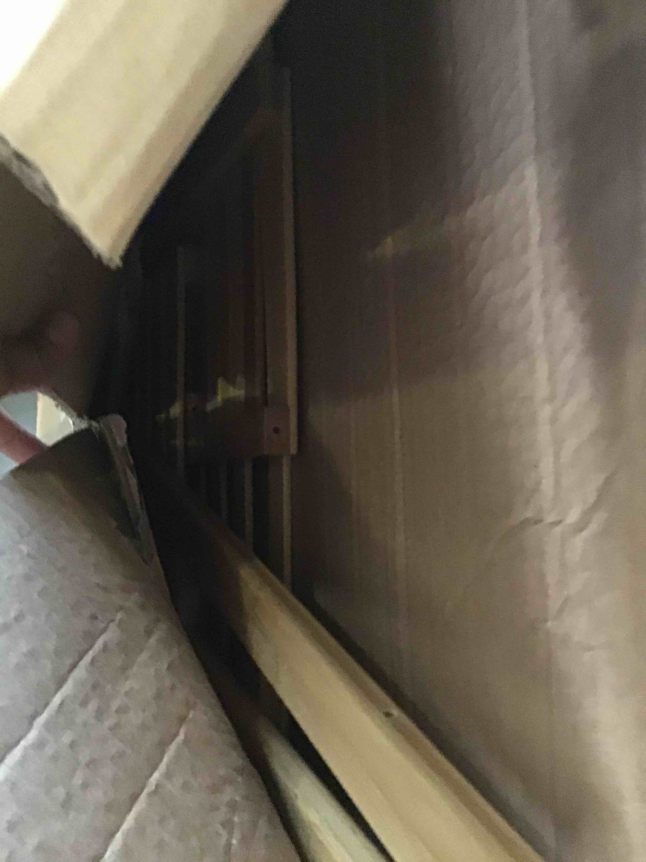 https://s3.amazonaws.com/lotting-images-prod/bidfta/YEL5533074_1696252643077.jpeg