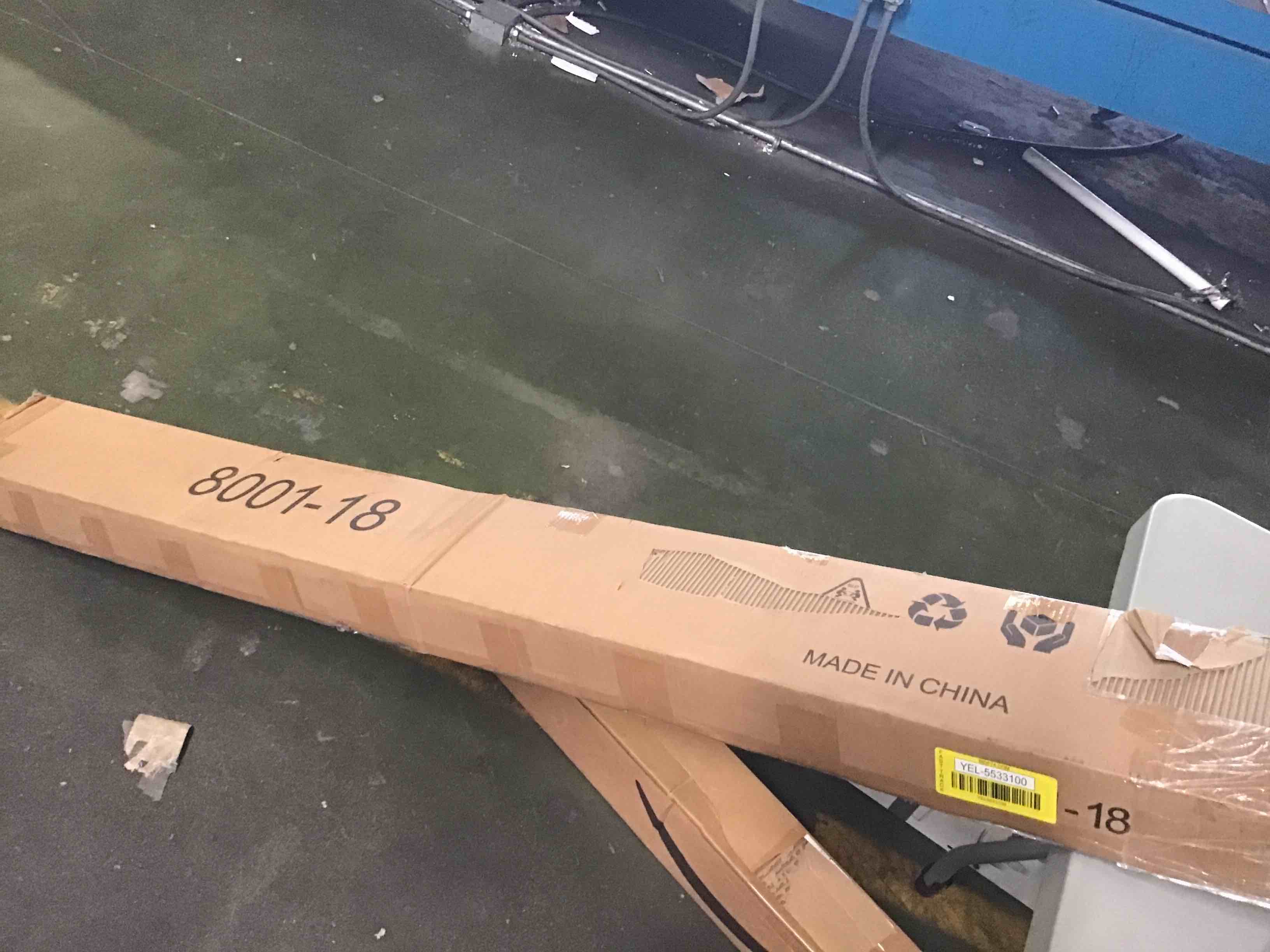 https://s3.amazonaws.com/lotting-images-prod/bidfta/YEL5533100_1696257319578.jpeg