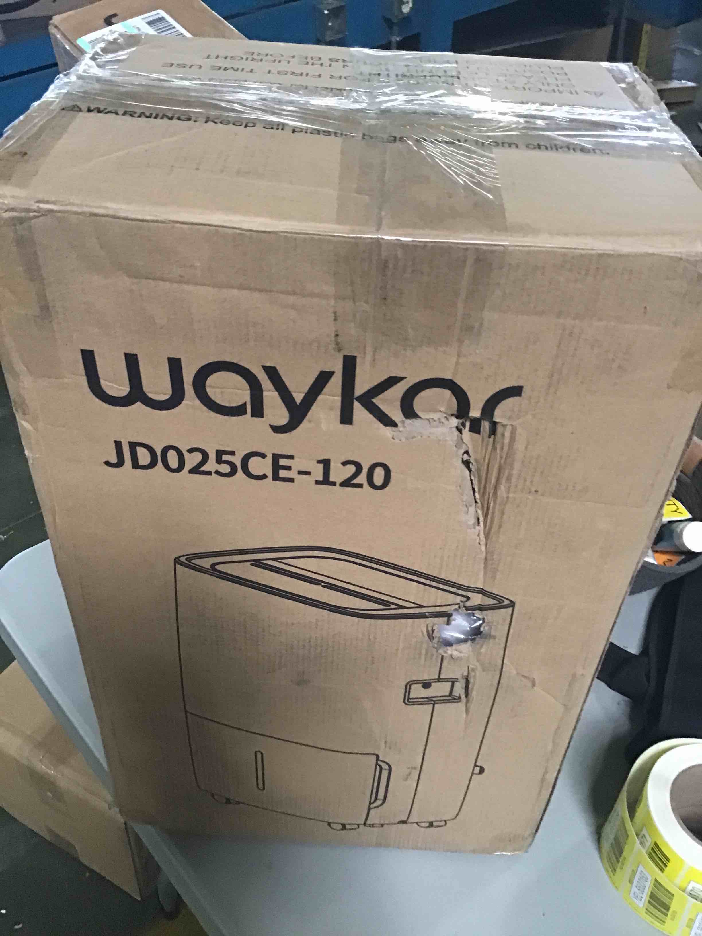 https://s3.amazonaws.com/lotting-images-prod/bidfta/YEL5533161_1696268818802.jpeg