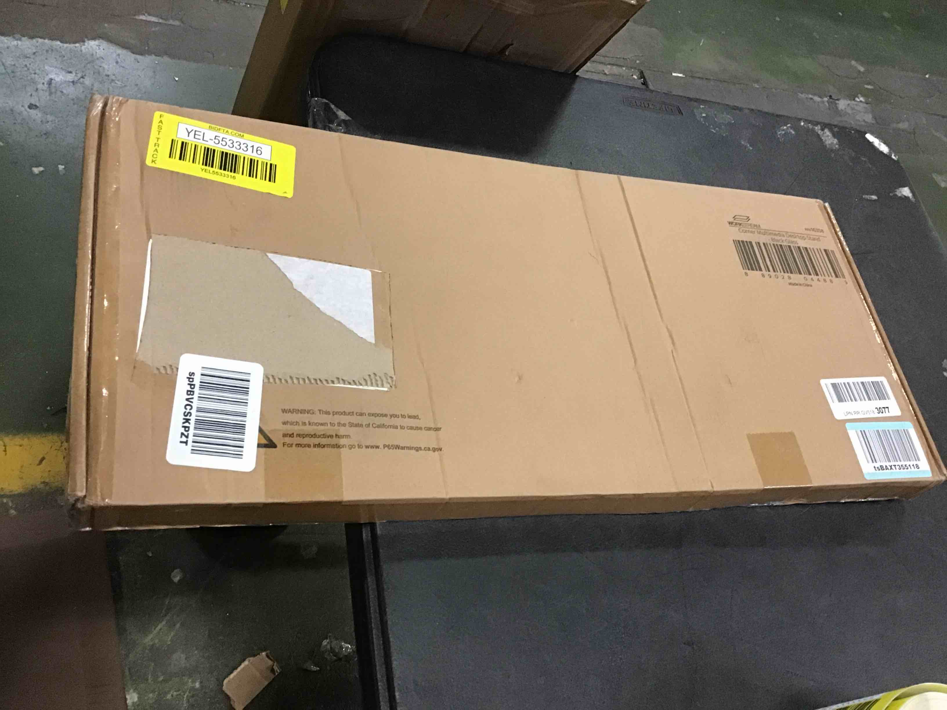 https://s3.amazonaws.com/lotting-images-prod/bidfta/YEL5533316_1696361171340.jpeg