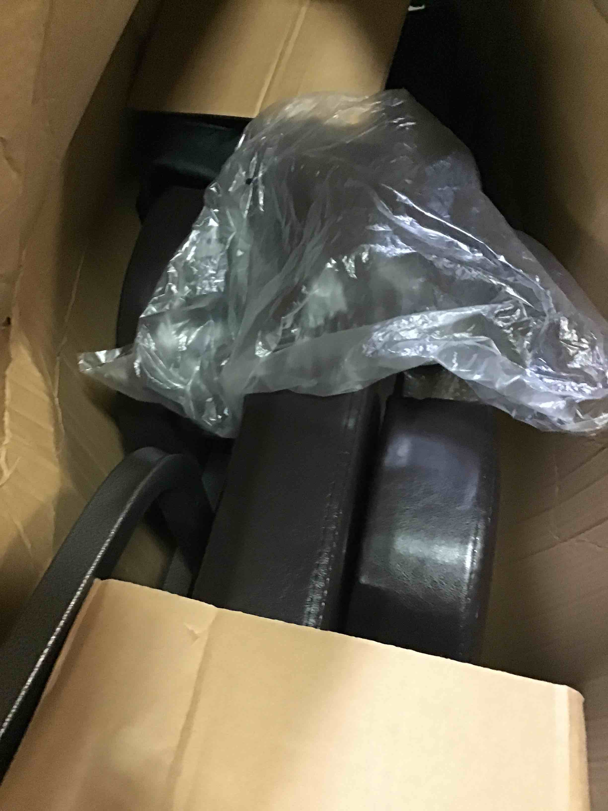 https://s3.amazonaws.com/lotting-images-prod/bidfta/YEL5533521_1696450437310.jpeg