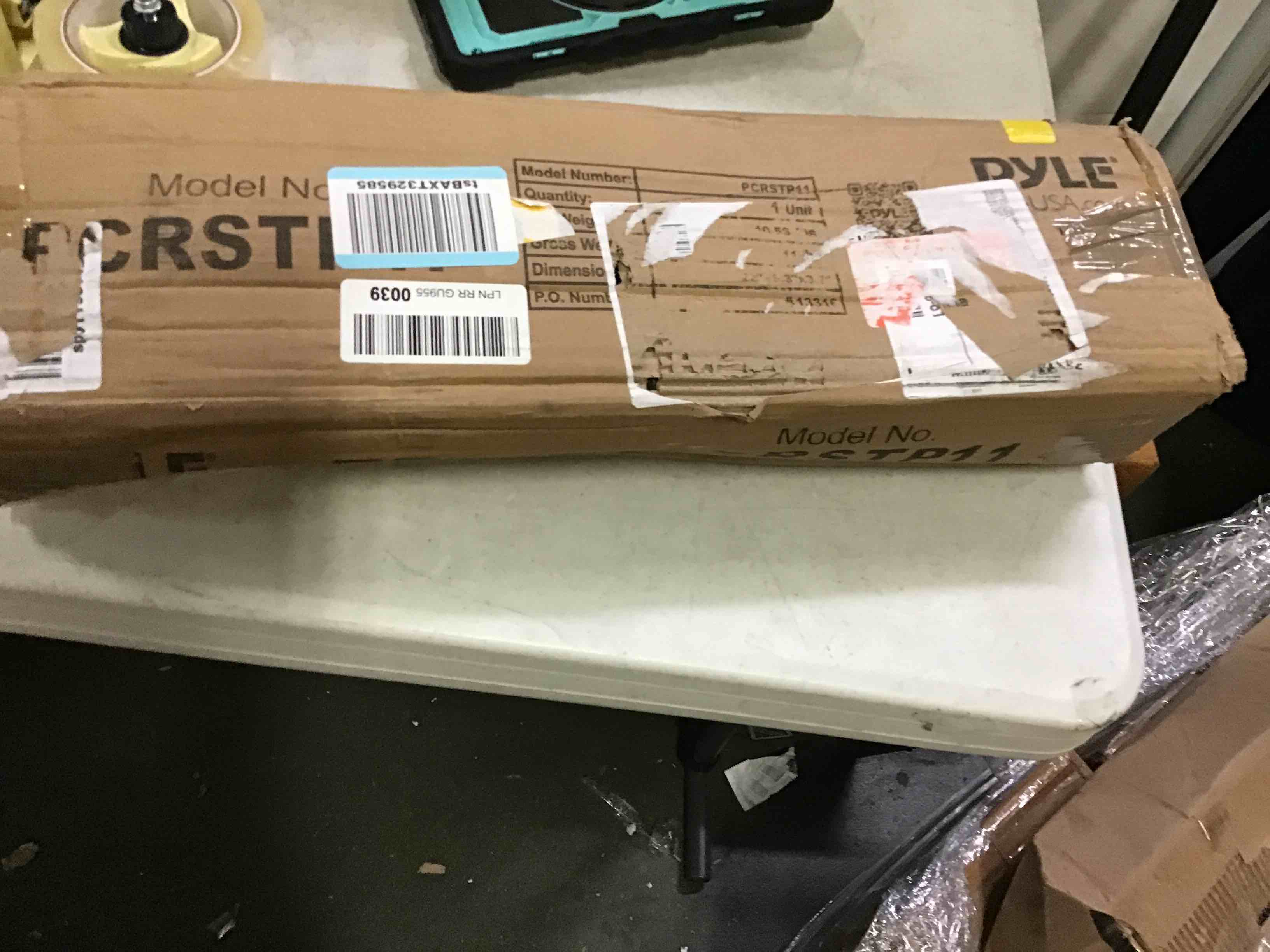 https://s3.amazonaws.com/lotting-images-prod/bidfta/YEL5533523_1696450611712.jpeg