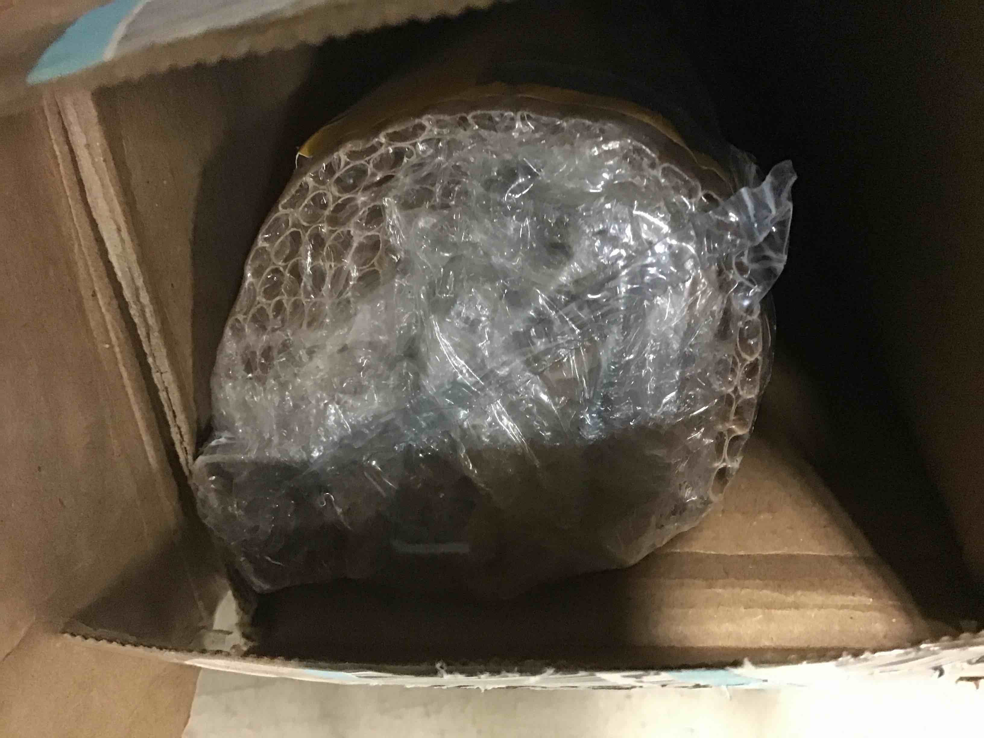 https://s3.amazonaws.com/lotting-images-prod/bidfta/YEL5533714_1696596293189.jpeg