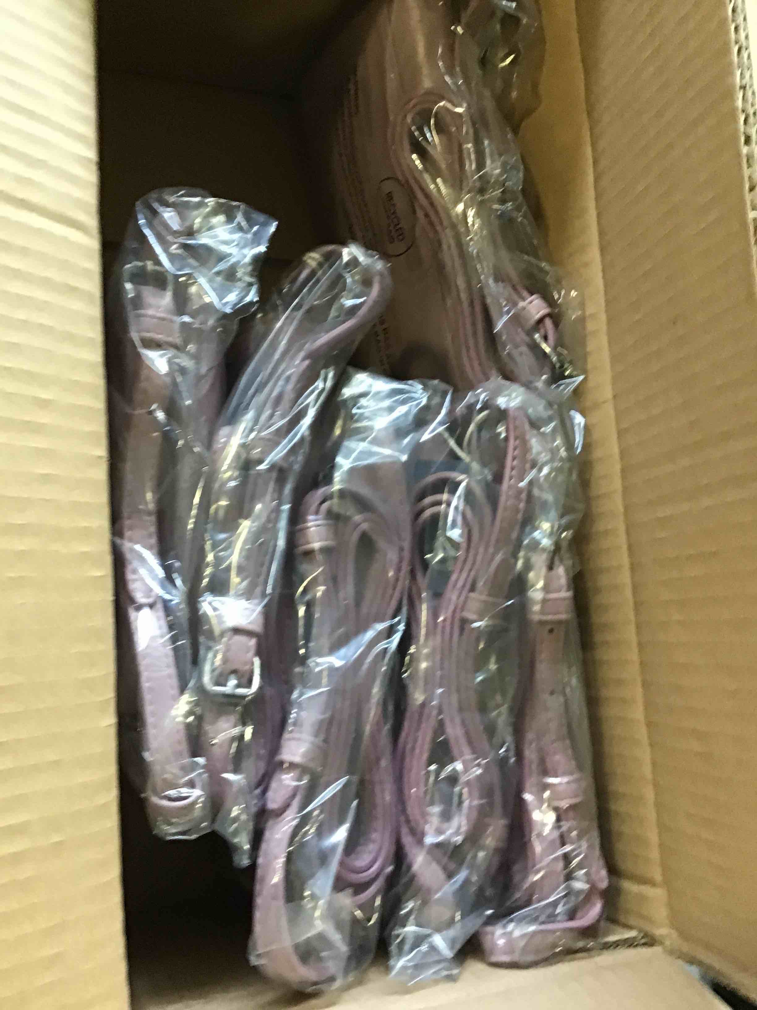https://s3.amazonaws.com/lotting-images-prod/bidfta/YEL5533943_1695656114143.jpeg