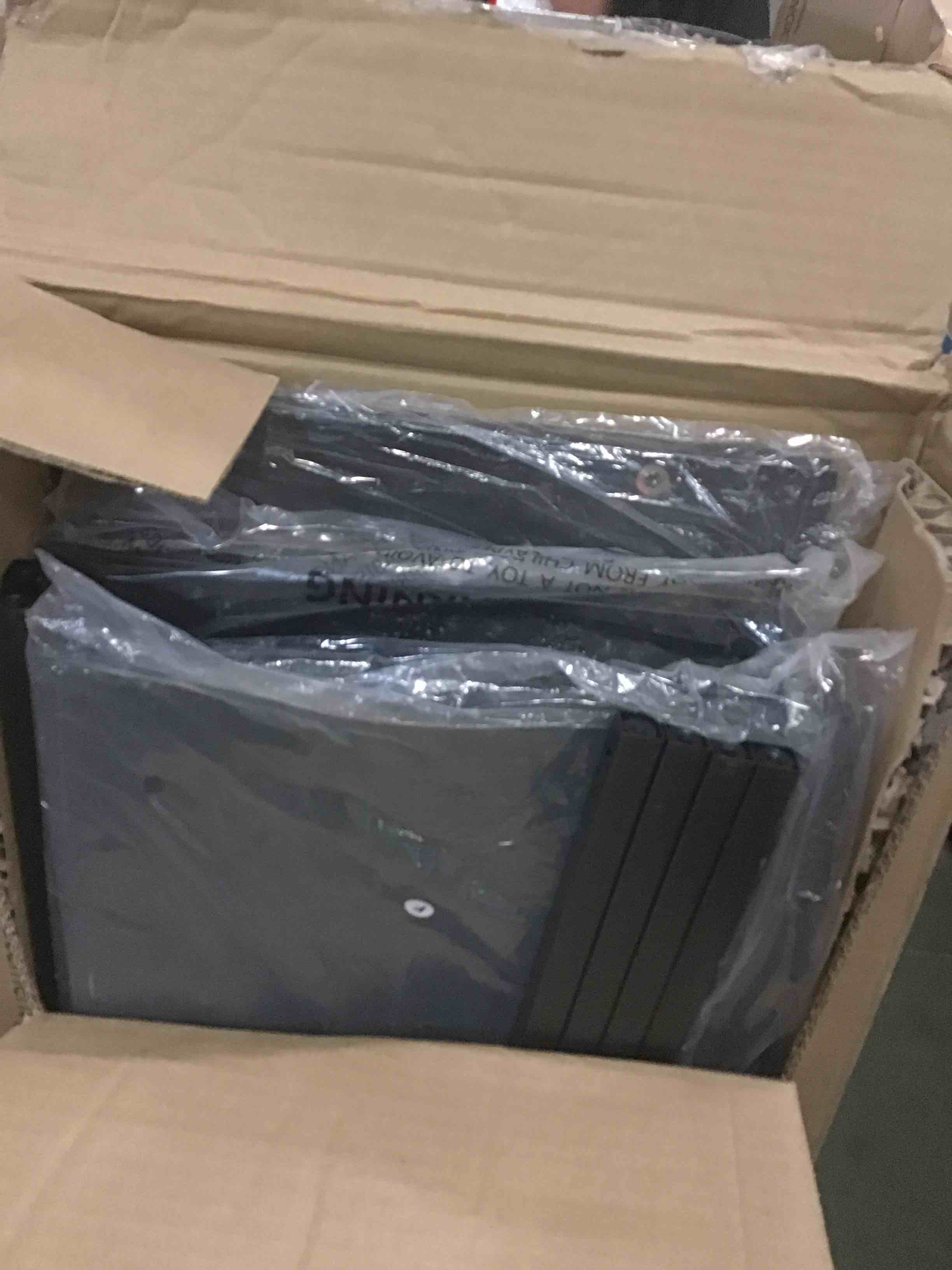 https://s3.amazonaws.com/lotting-images-prod/bidfta/YEL5536011_1695756935702.jpeg