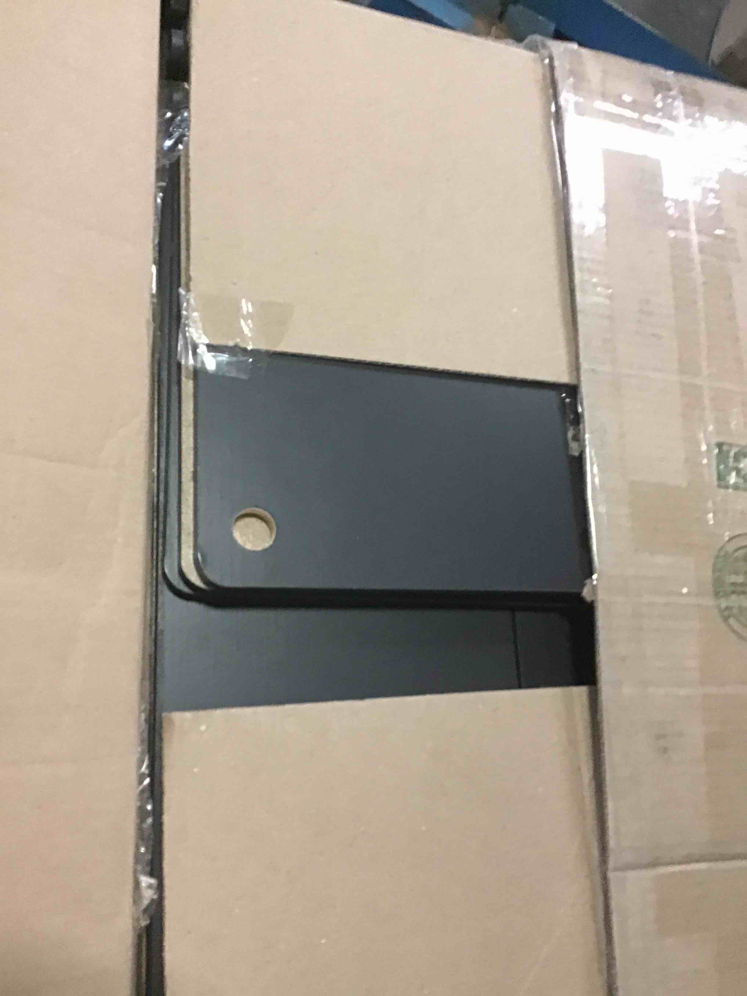 https://s3.amazonaws.com/lotting-images-prod/bidfta/YEL5536438_1696003348992.jpeg
