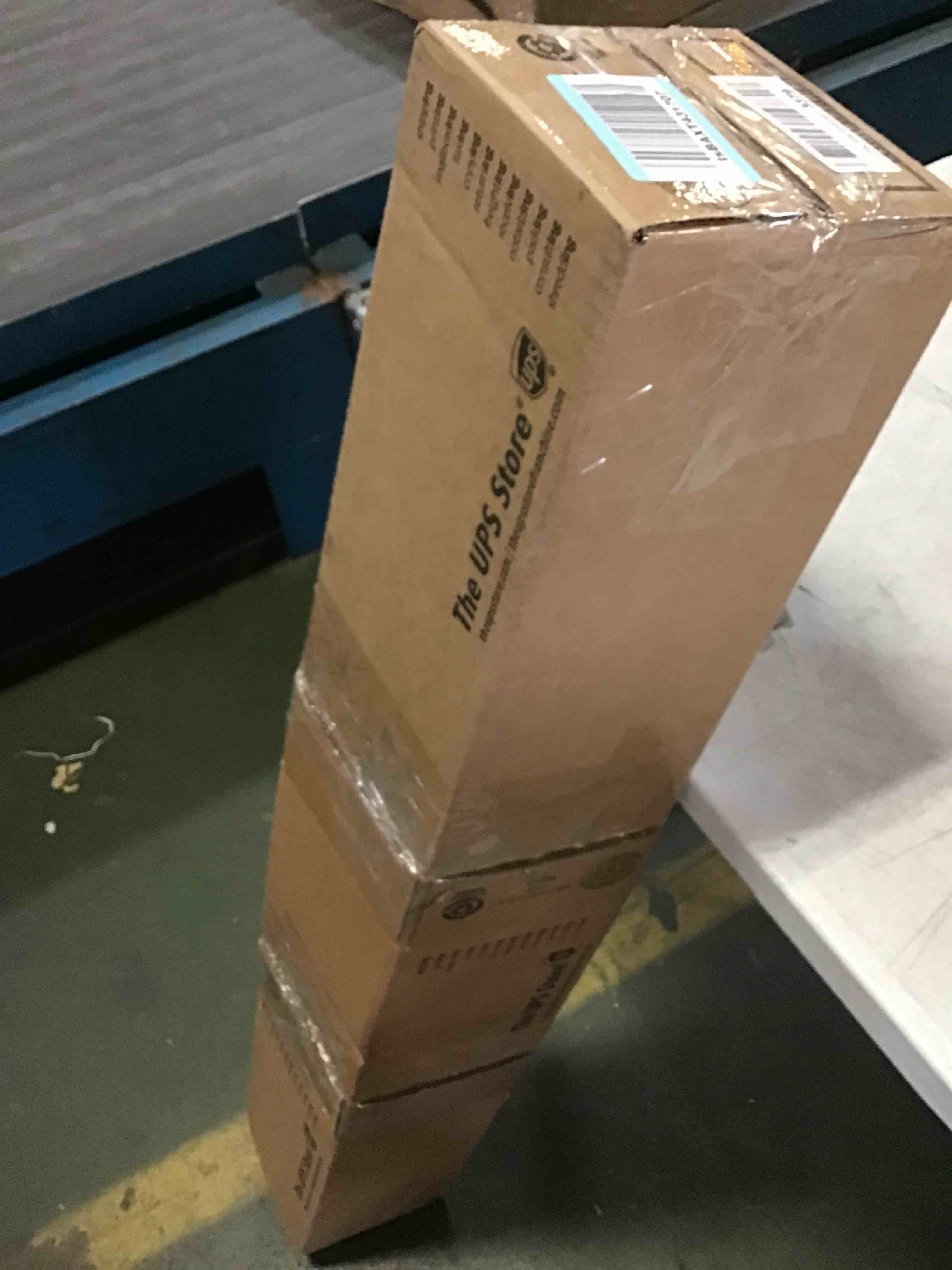 https://s3.amazonaws.com/lotting-images-prod/bidfta/YEL5536459_1696009421178.jpeg