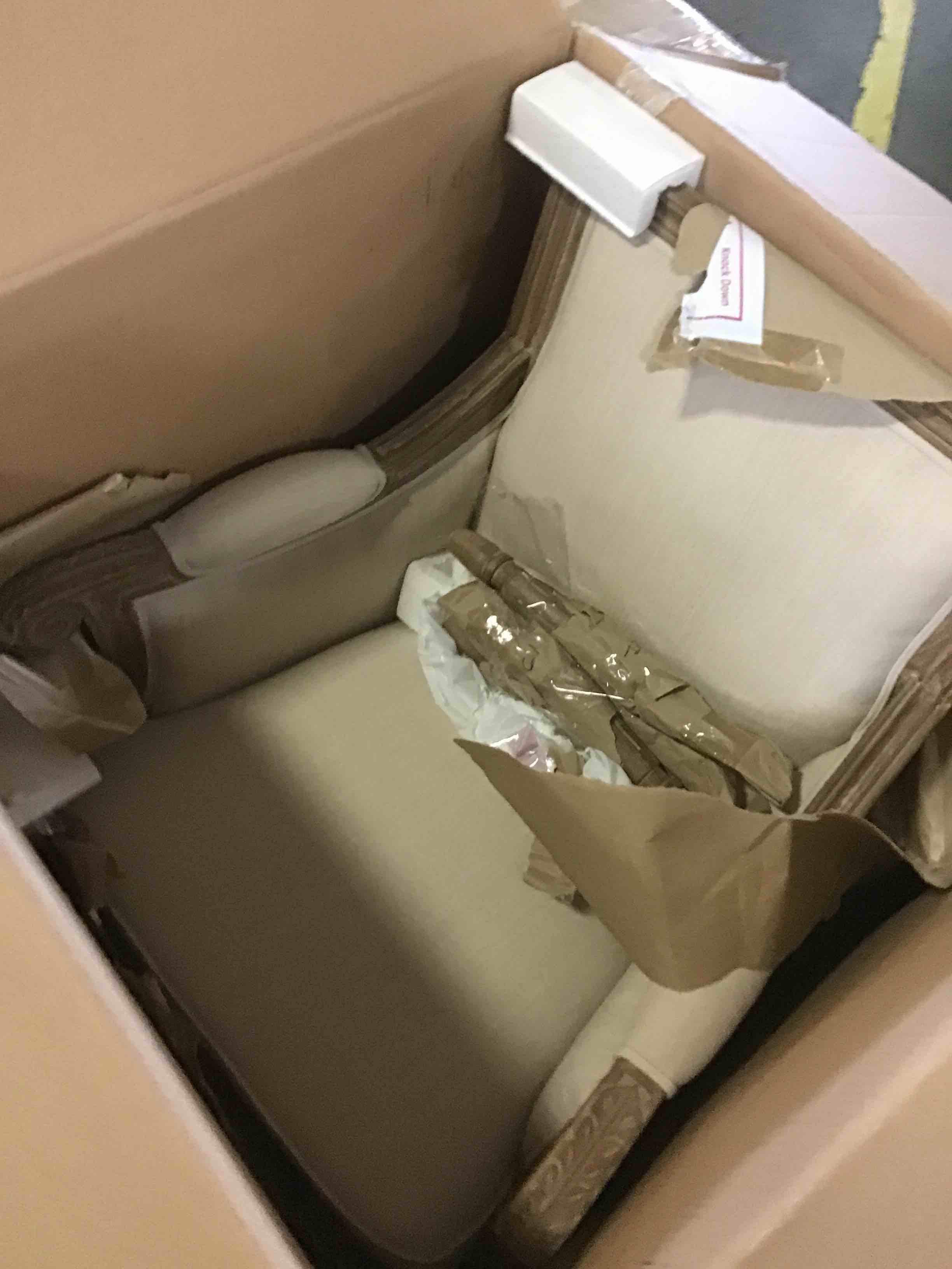 https://s3.amazonaws.com/lotting-images-prod/bidfta/YEL5536569_1696253099365.jpeg