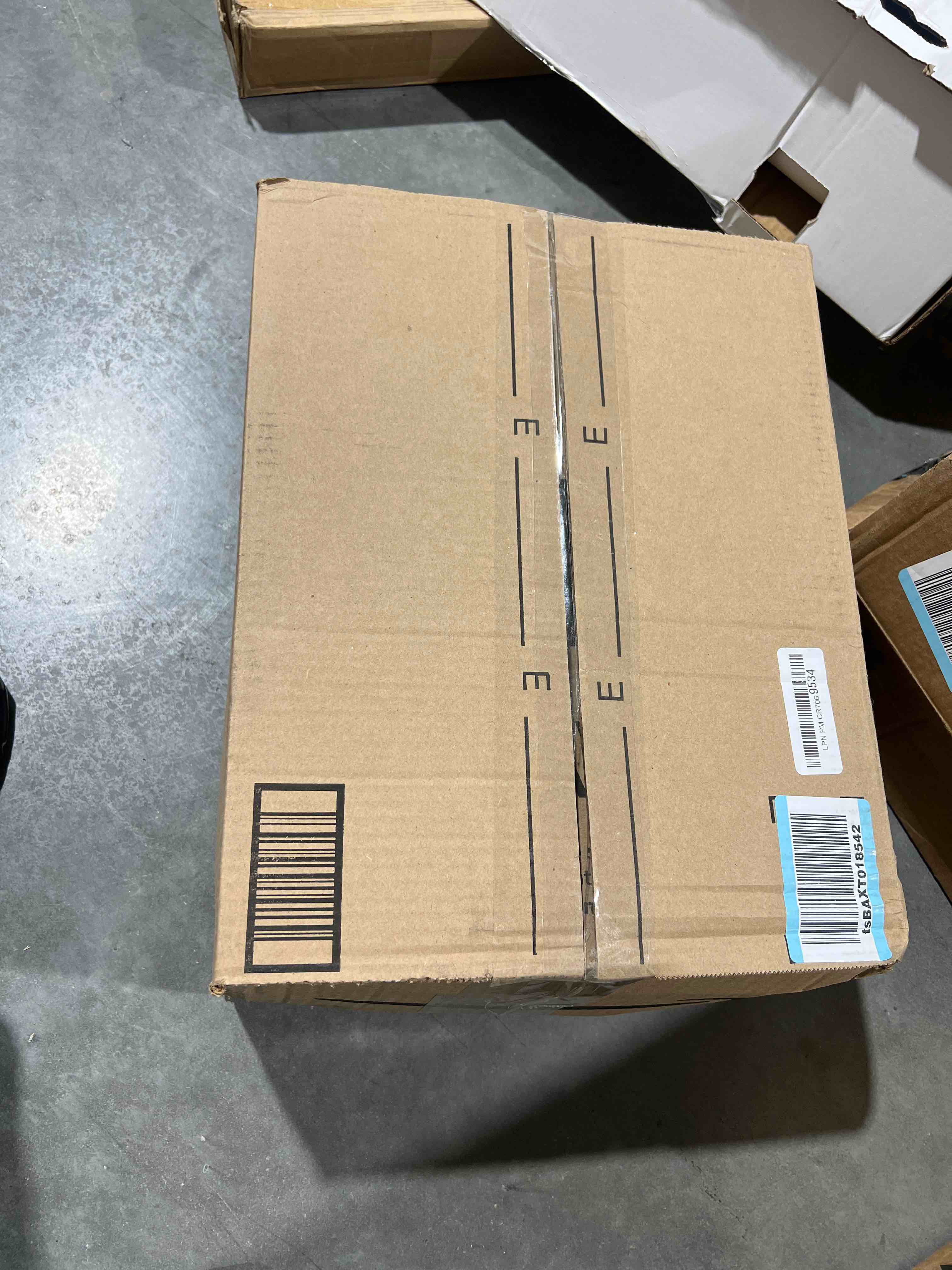 https://s3.amazonaws.com/lotting-images-prod/bidfta/YEL5537598_1703802562604.jpeg