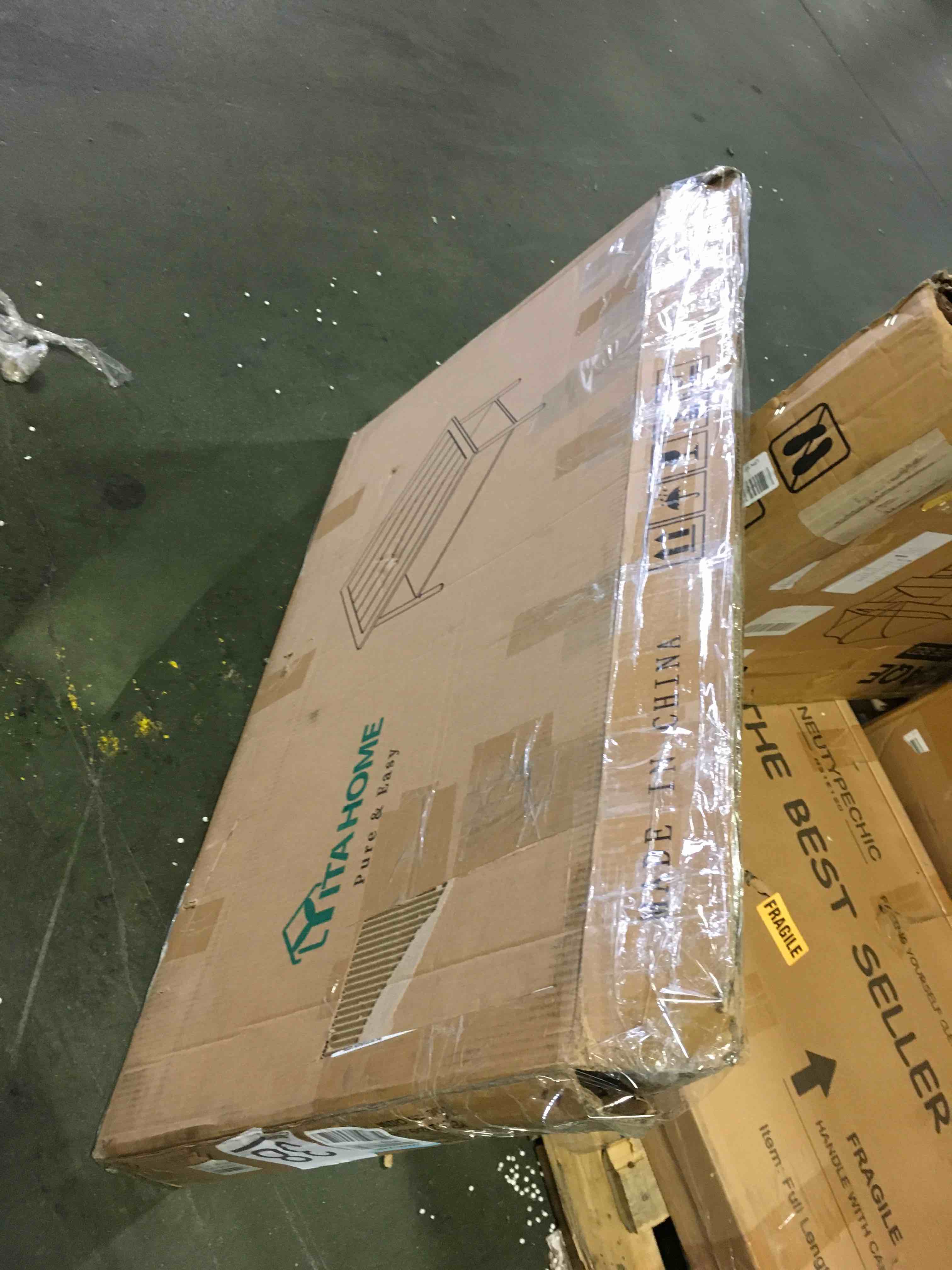 https://s3.amazonaws.com/lotting-images-prod/bidfta/YEL5538491_1695652207146.jpeg