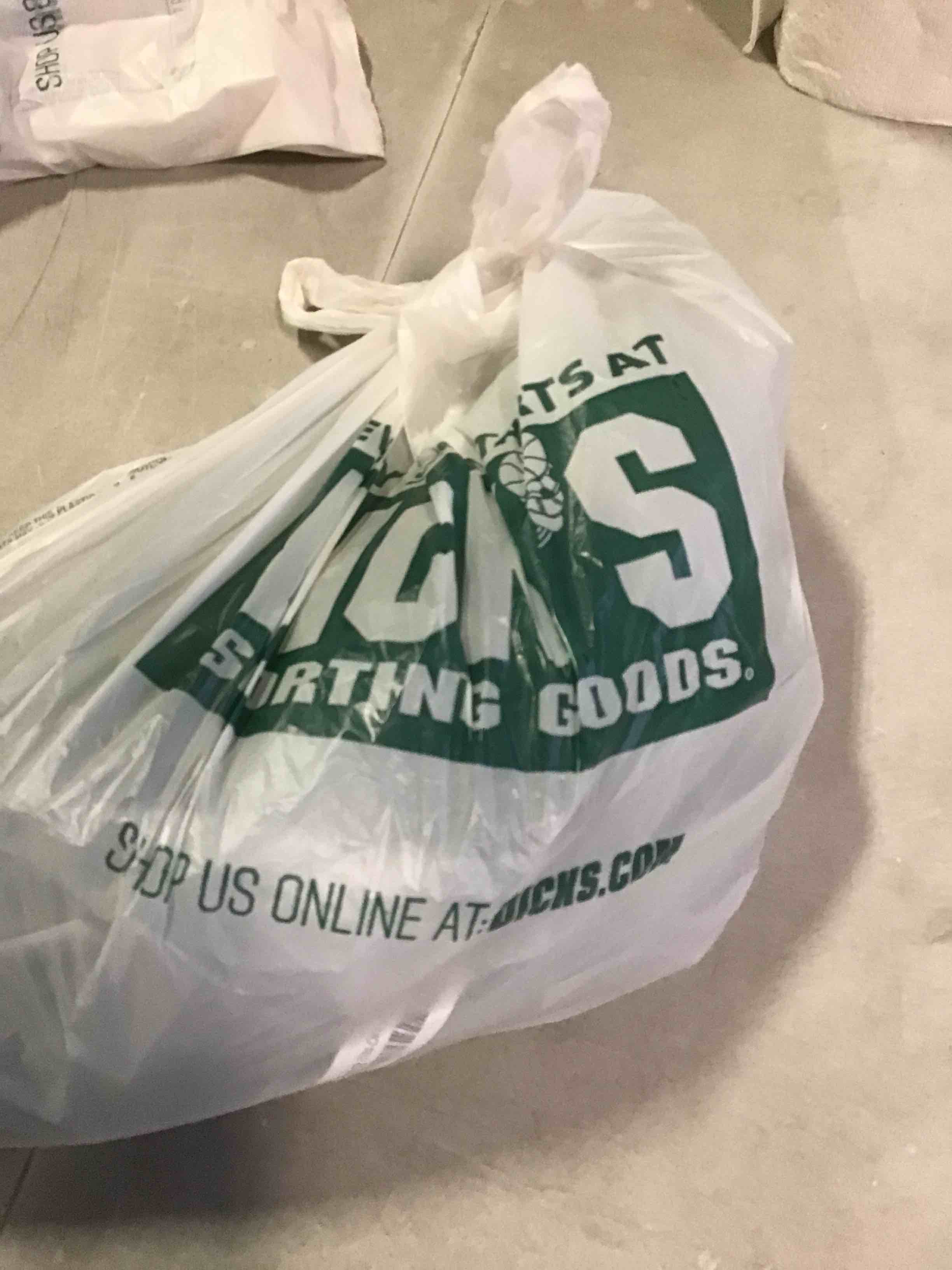 https://s3.amazonaws.com/lotting-images-prod/bidfta/YEL5539306_1695988753222.jpeg