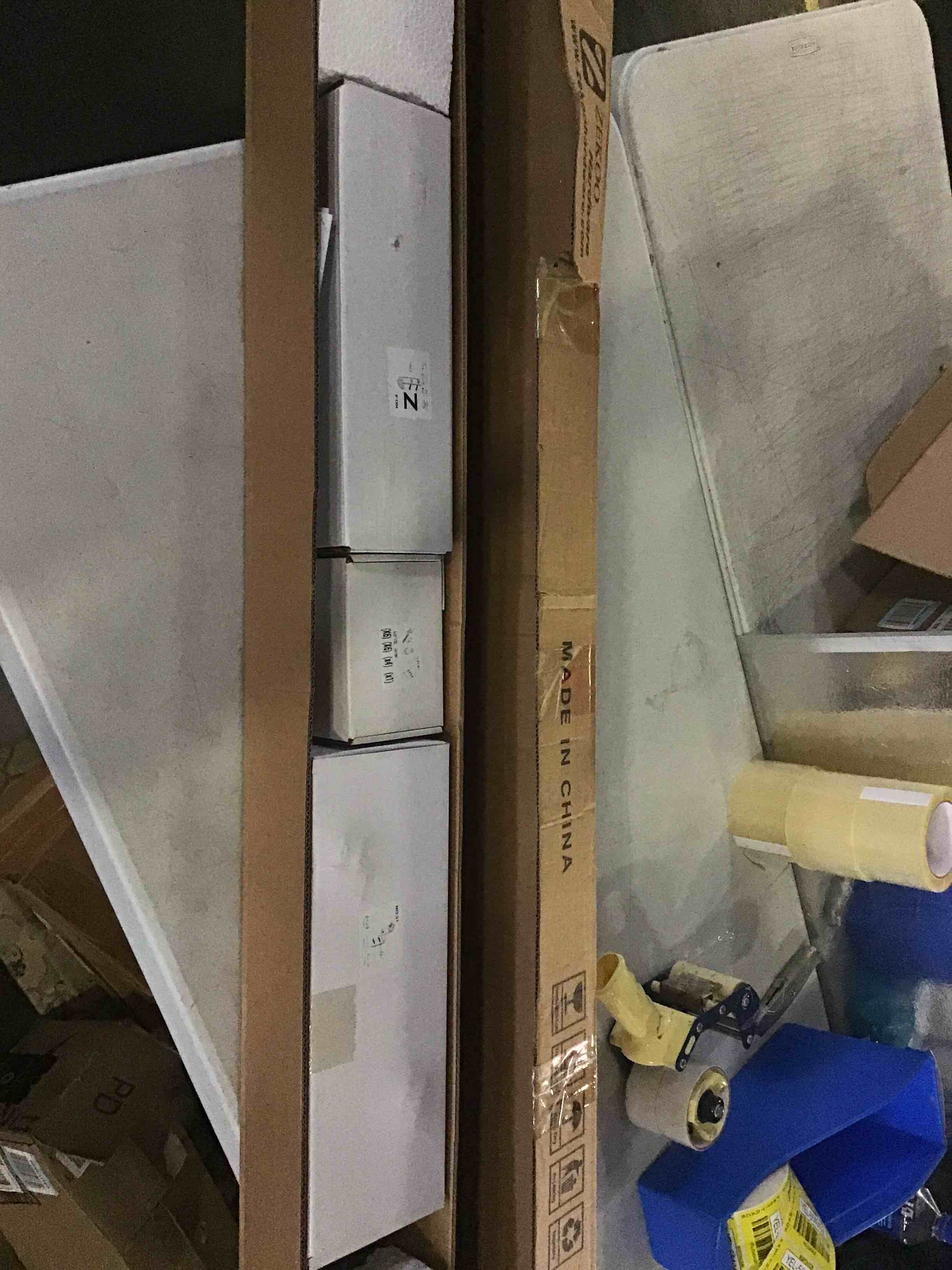 https://s3.amazonaws.com/lotting-images-prod/bidfta/YEL5540431_1696525235338.jpeg