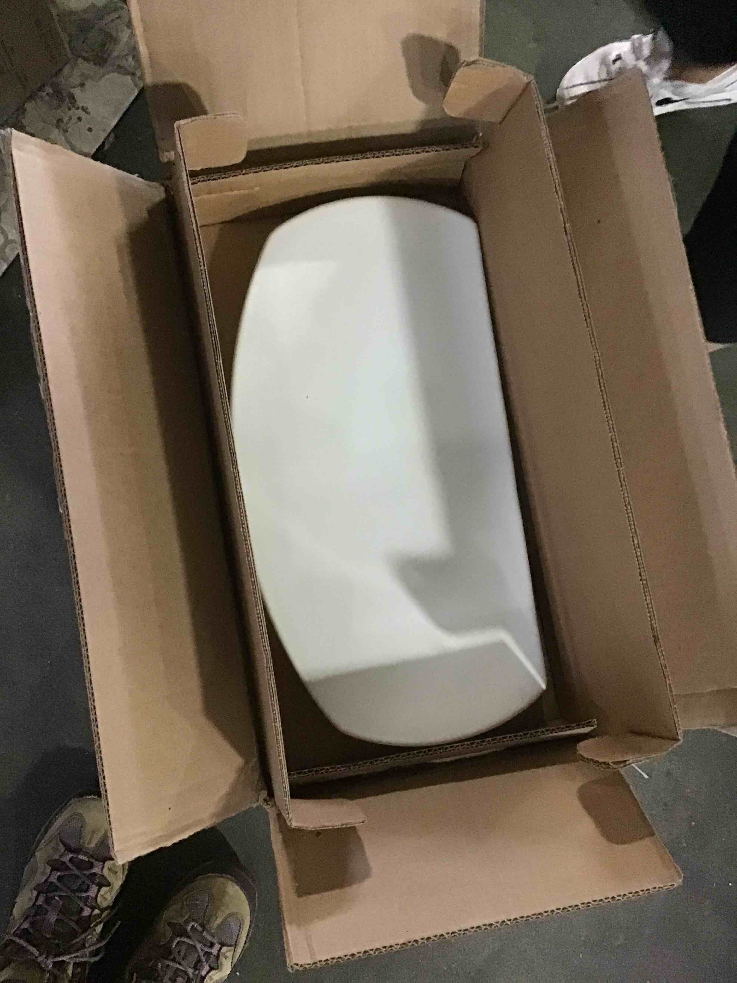 https://s3.amazonaws.com/lotting-images-prod/bidfta/YEL5540464_1696528917688.jpeg
