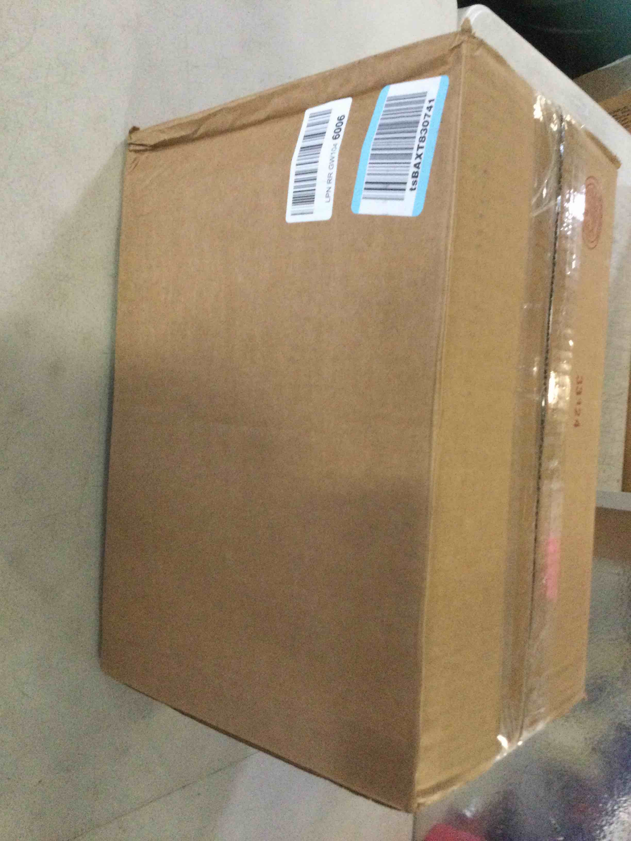 https://s3.amazonaws.com/lotting-images-prod/bidfta/YEL5540958_1697122309564.jpeg