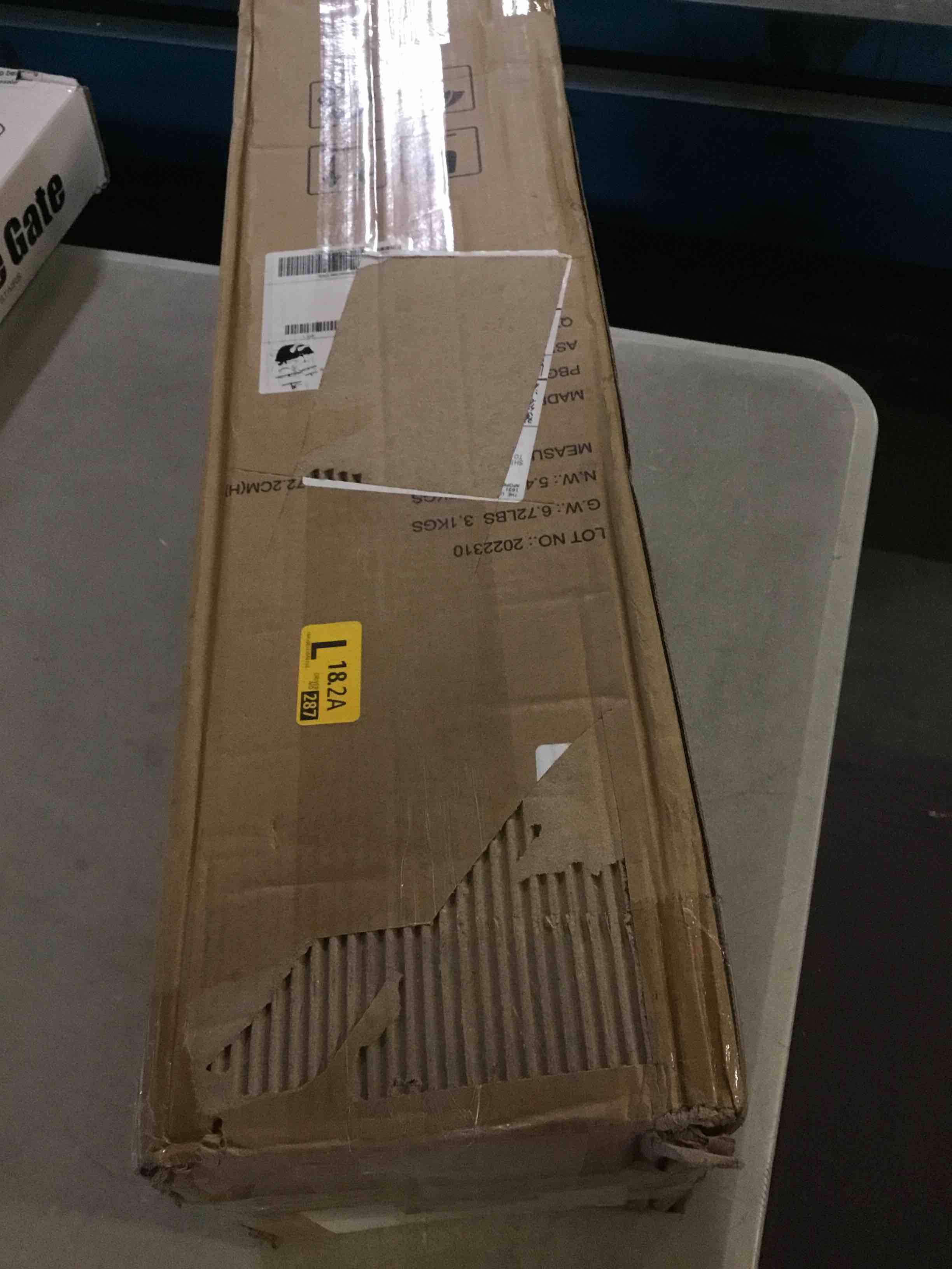 https://s3.amazonaws.com/lotting-images-prod/bidfta/YEL5541449_1696444039516.jpeg