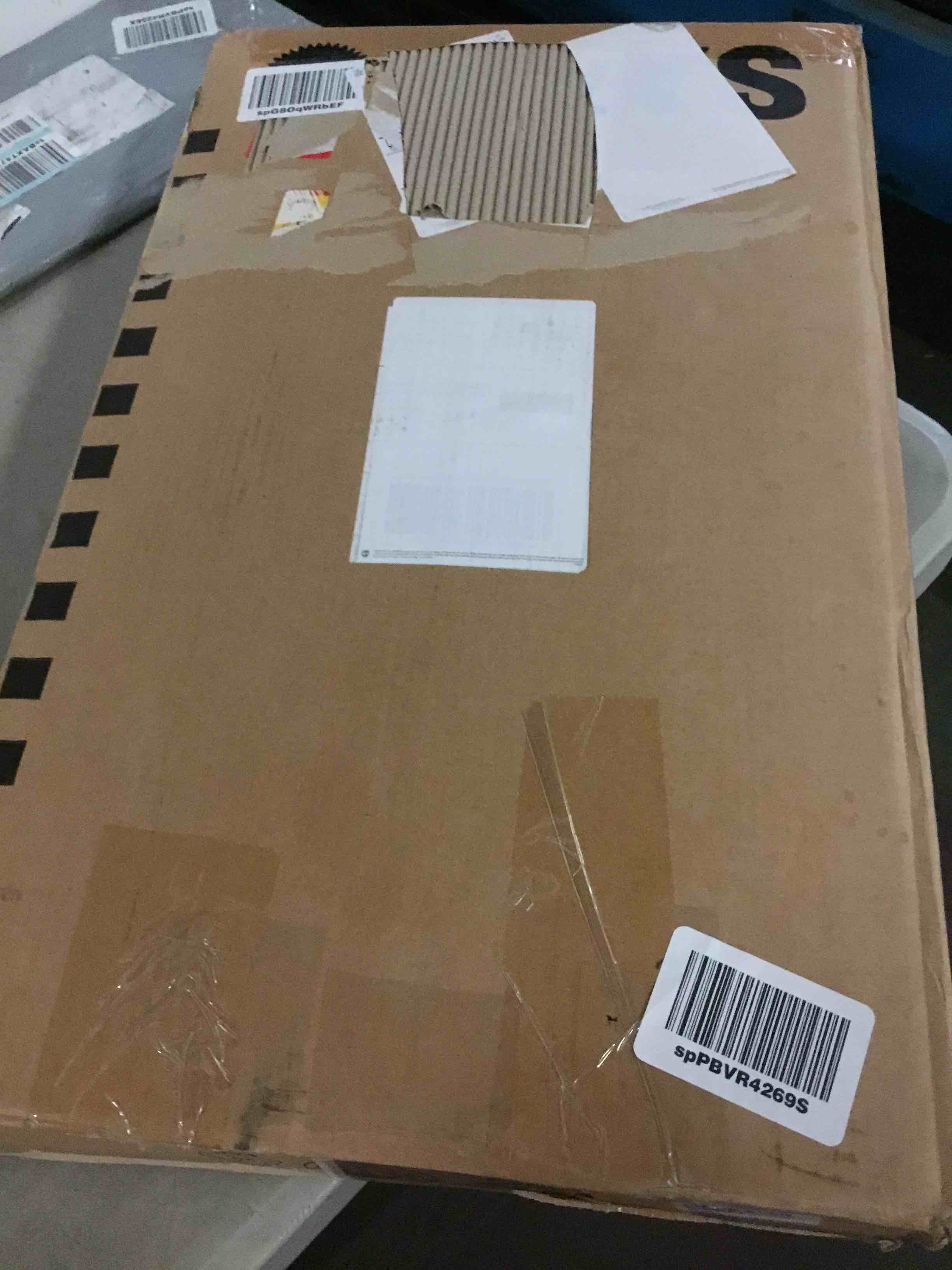 https://s3.amazonaws.com/lotting-images-prod/bidfta/YEL5541729_1696537117798.jpeg
