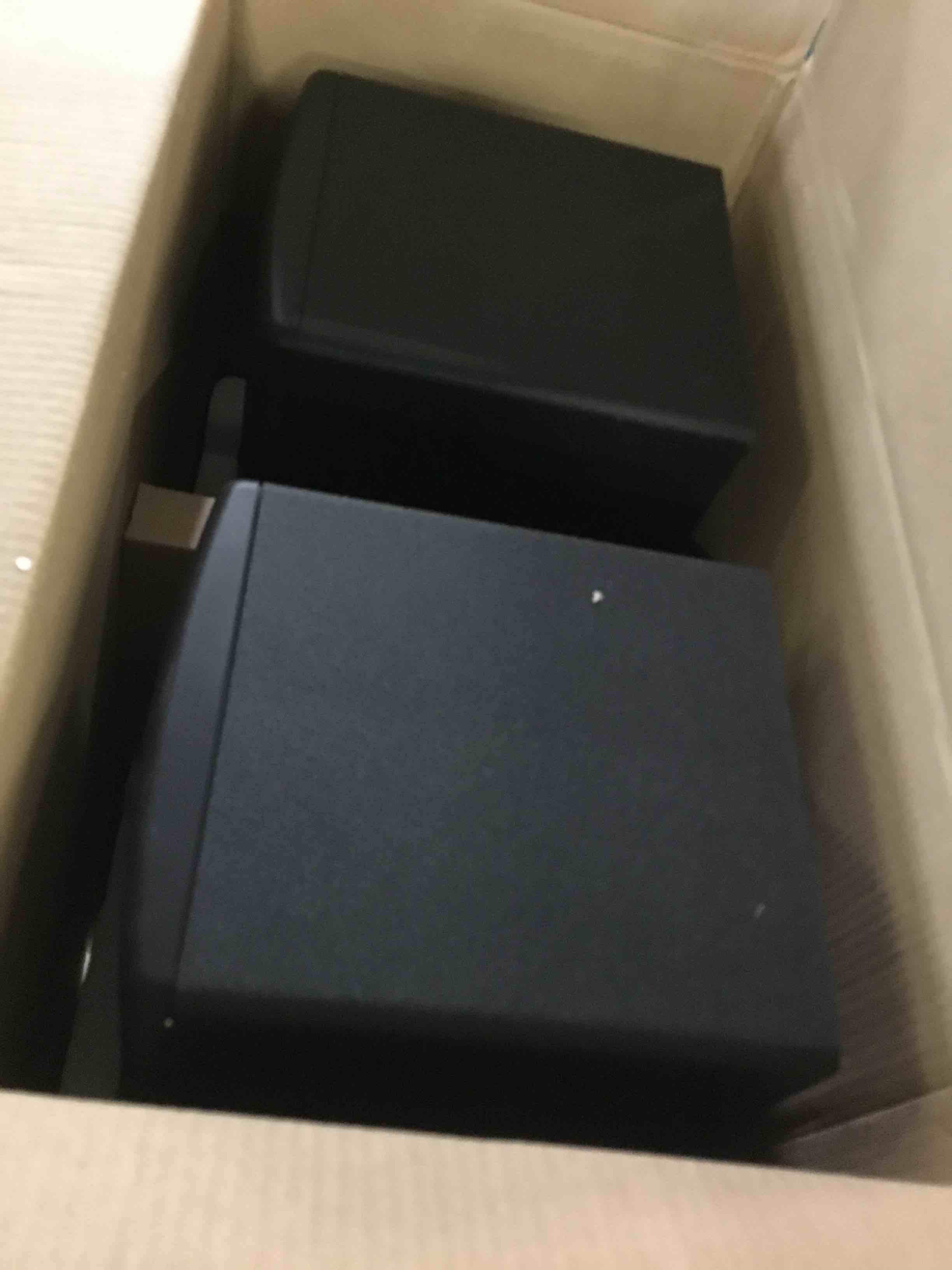 https://s3.amazonaws.com/lotting-images-prod/bidfta/YEL5541858_1696607258902.jpeg